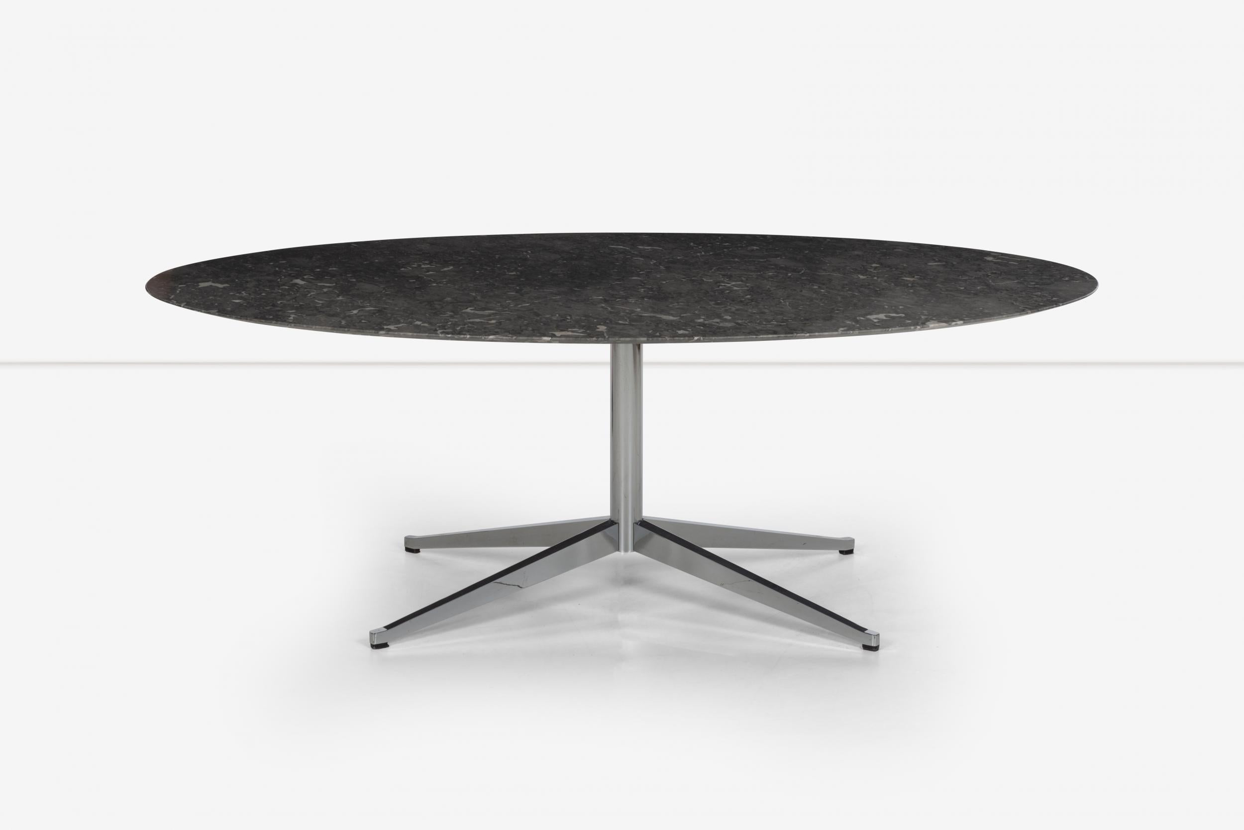 Florence Knoll Esstisch oder Schreibtisch in Grigio Marquina Satin-Finish (Moderne der Mitte des Jahrhunderts) im Angebot