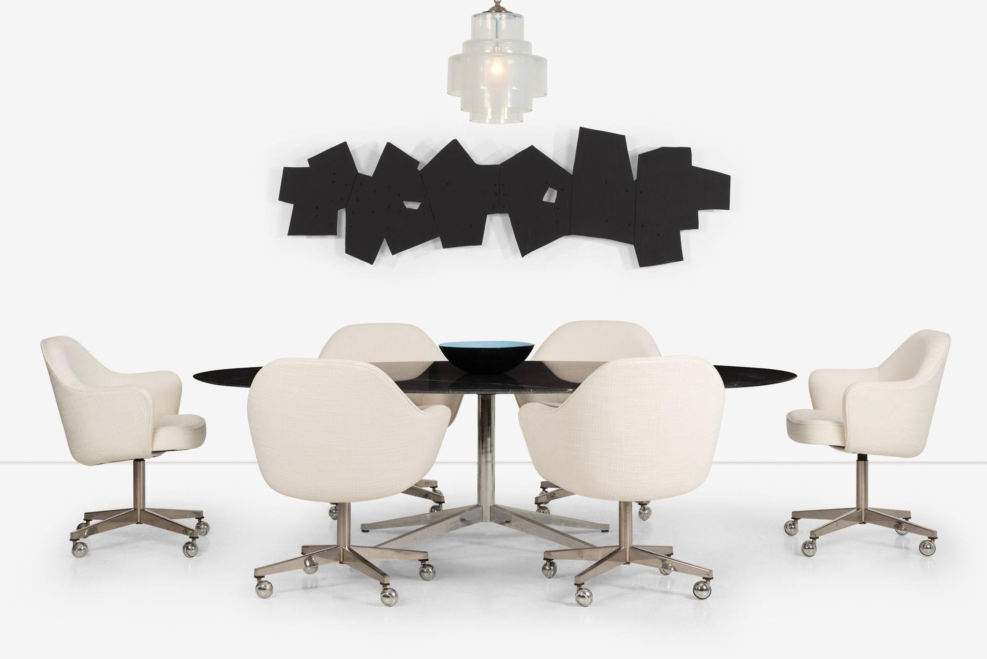 Florence Knoll Dining Table or Desk - Oval in Nero Marquina Marble with signature knife edge bevel, Repolished surface removing previous ring stains.
Polished chrome heavy-gauge steel base with nylon floor glides, Steel Good vintage condition,
