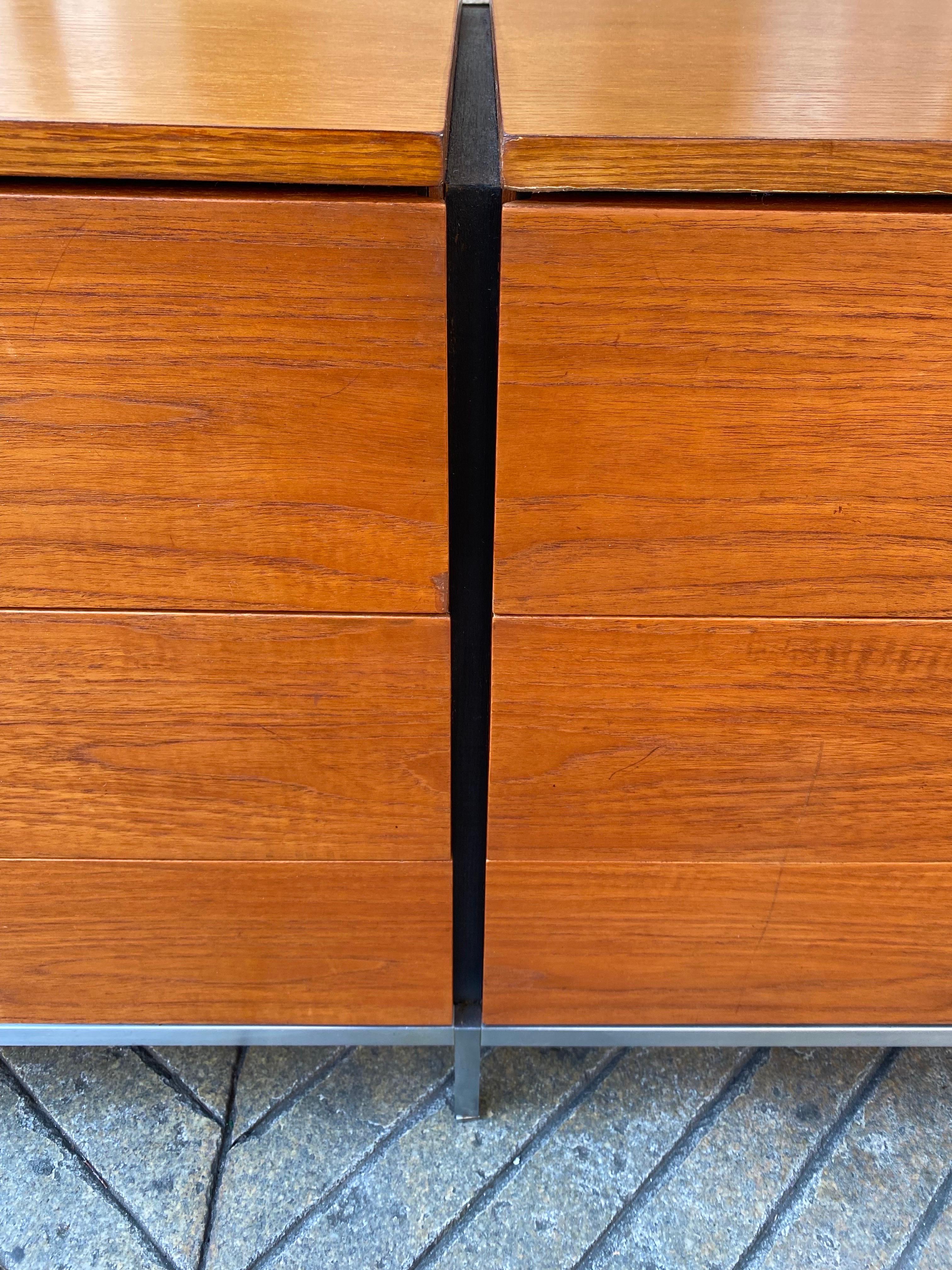 Florence Knoll Double Dresser in Teak for Knoll For Sale 4