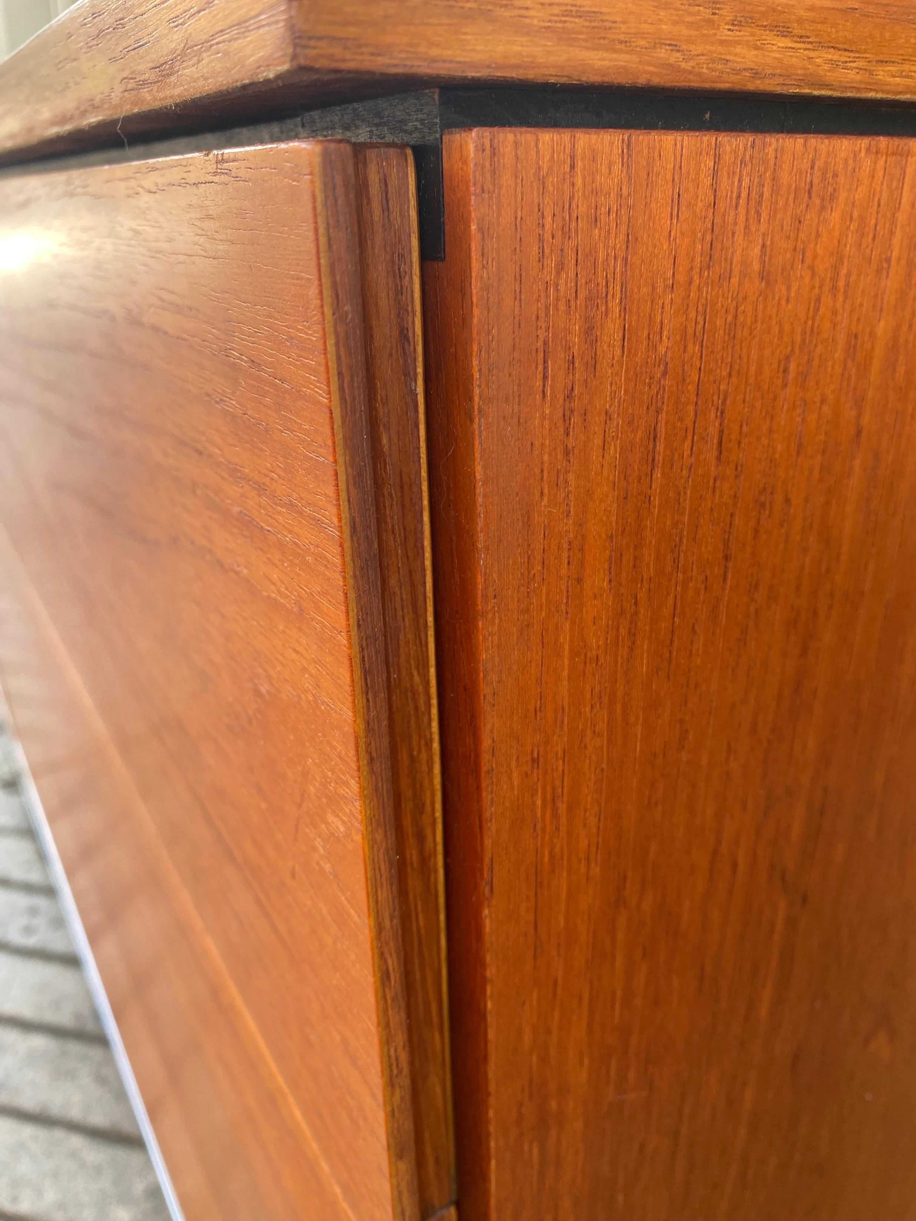 Florence Knoll Double Dresser in Teak for Knoll For Sale 1