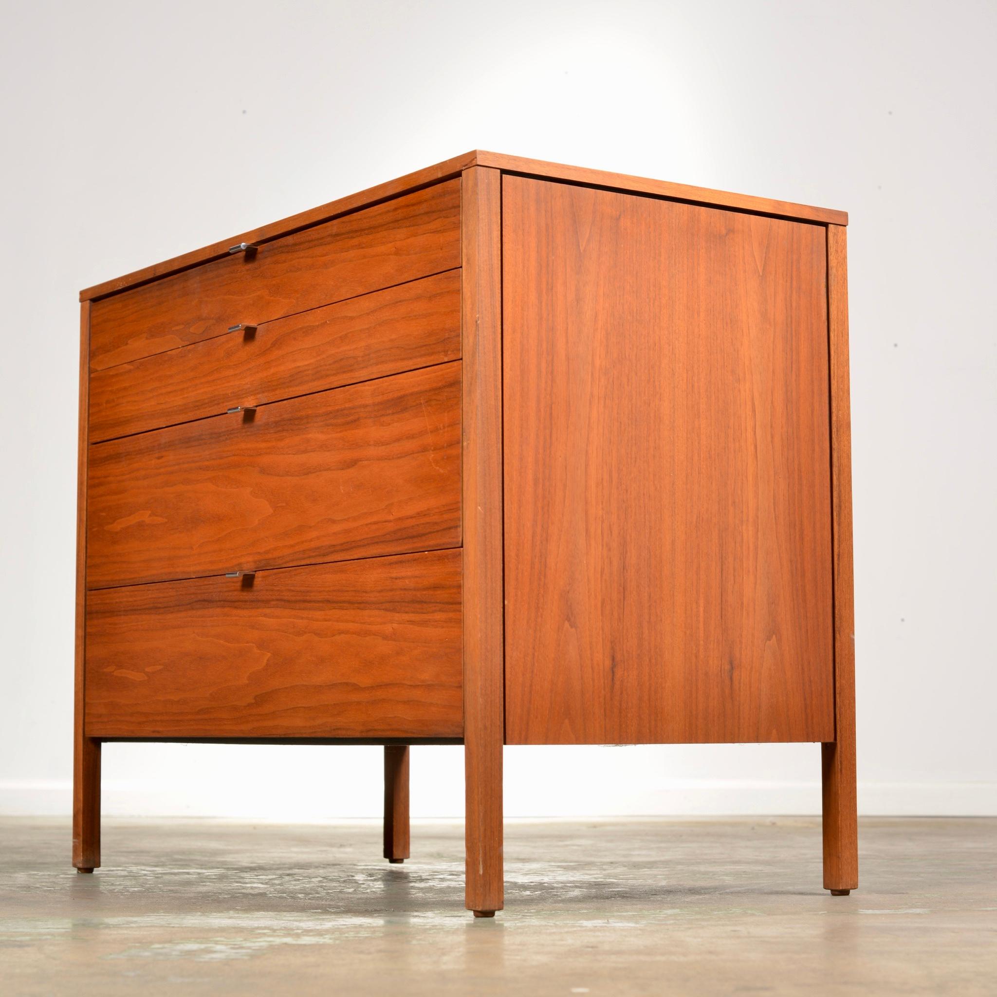 2 Florence Knoll Dressers in walnut  8