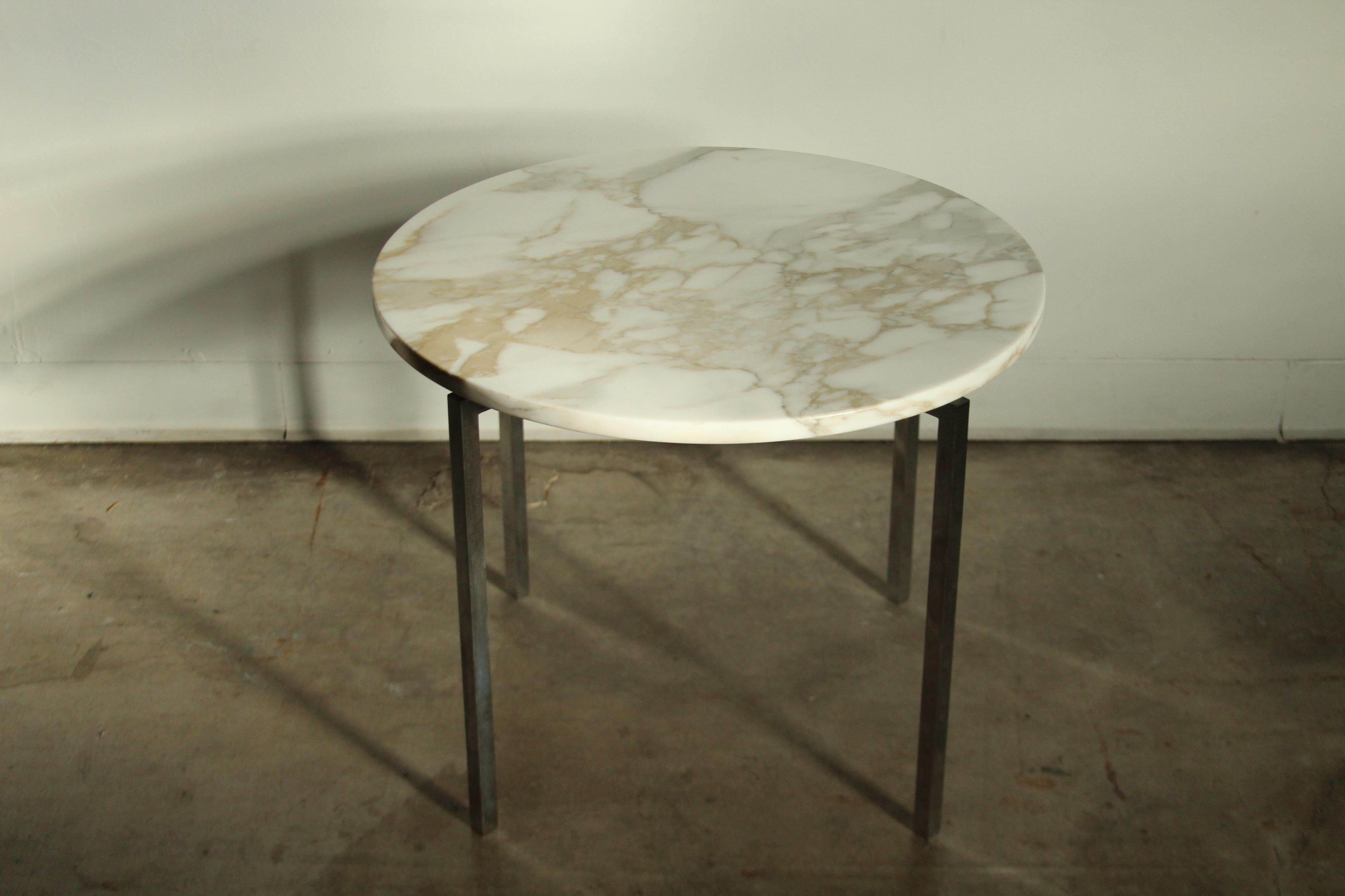 Florence Knoll Early Marble Side Table for Knoll, 1960s In Good Condition In Coronado, CA