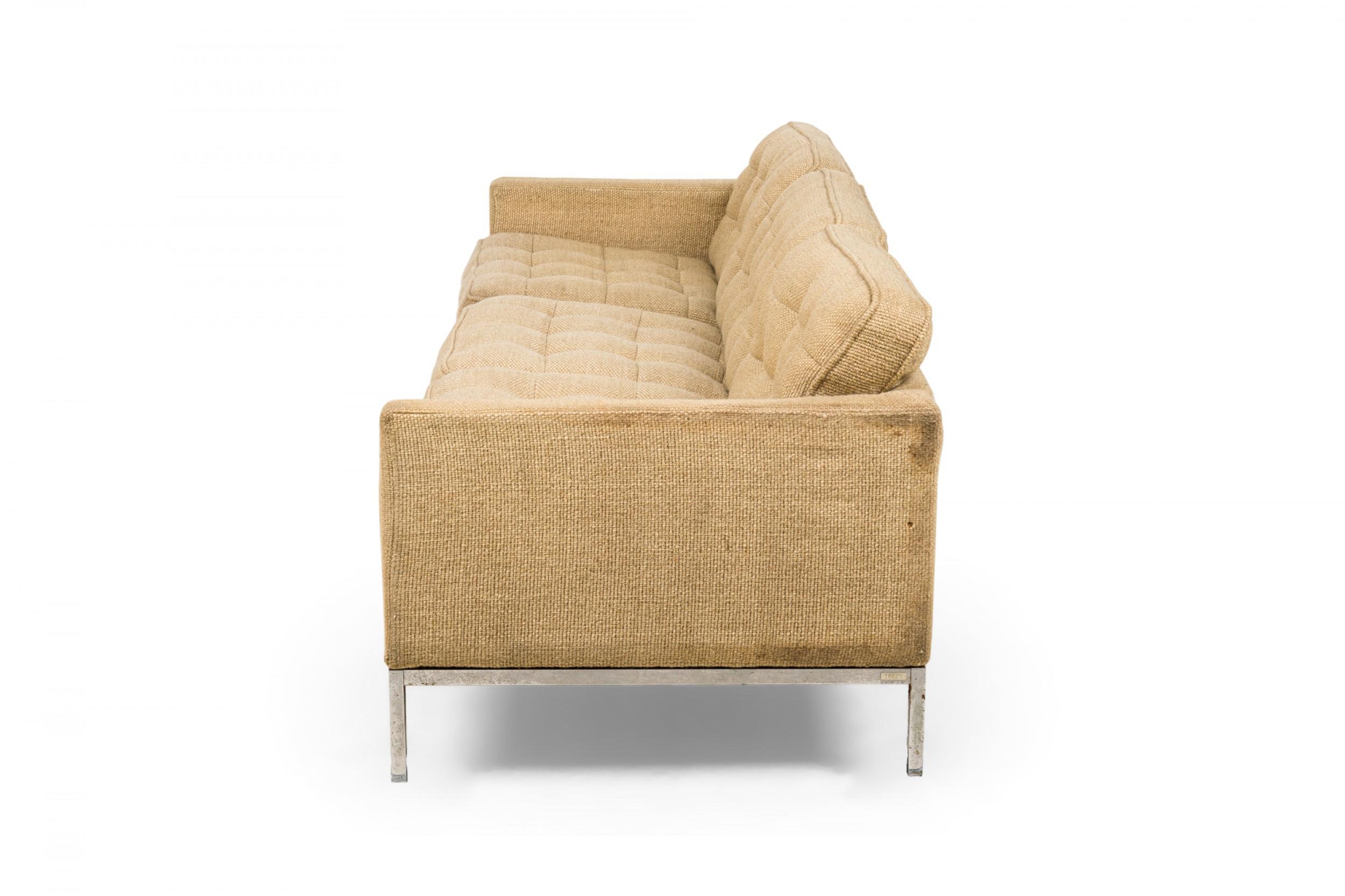 Florence Knoll für Knoll International, 3-sitziges, beigefarbenes, gepolstertes Sofa im Angebot 3