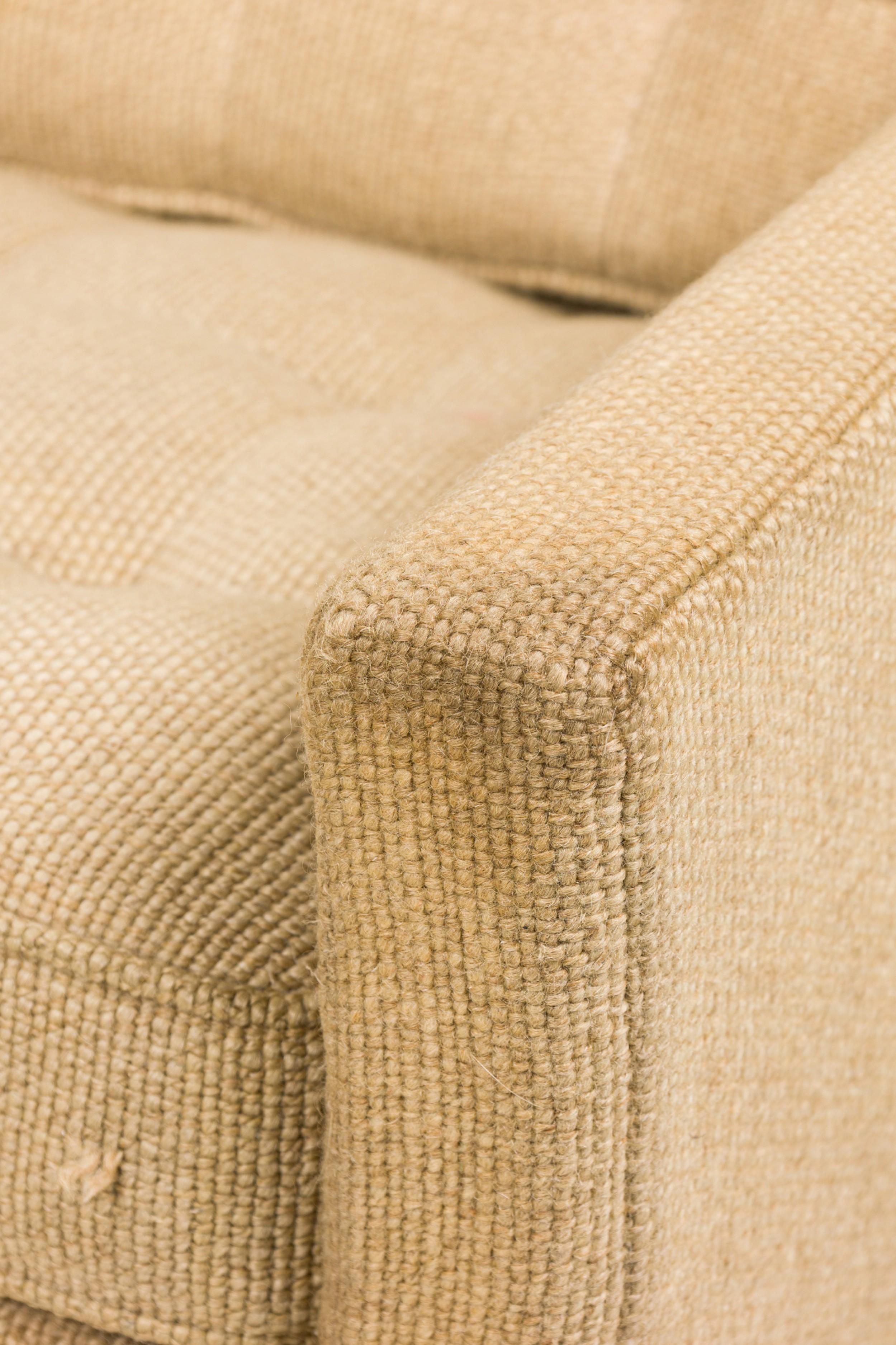Florence Knoll für Knoll International, 3-sitziges, beigefarbenes, gepolstertes Sofa (Handgefertigt) im Angebot