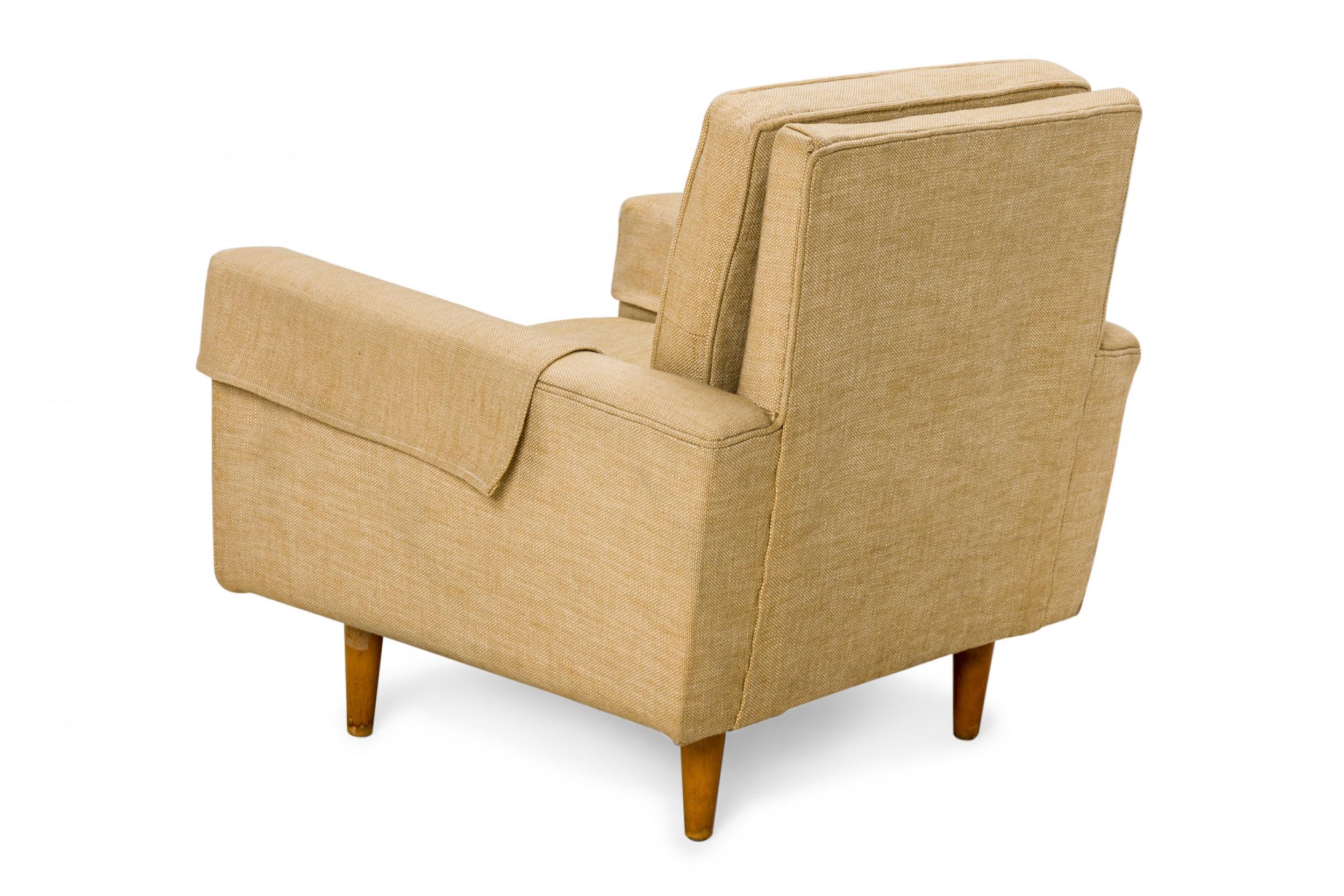 Mid-Century Modern Florence Knoll for Knoll International Beige Fabric Upholstered Lounge Armchair For Sale