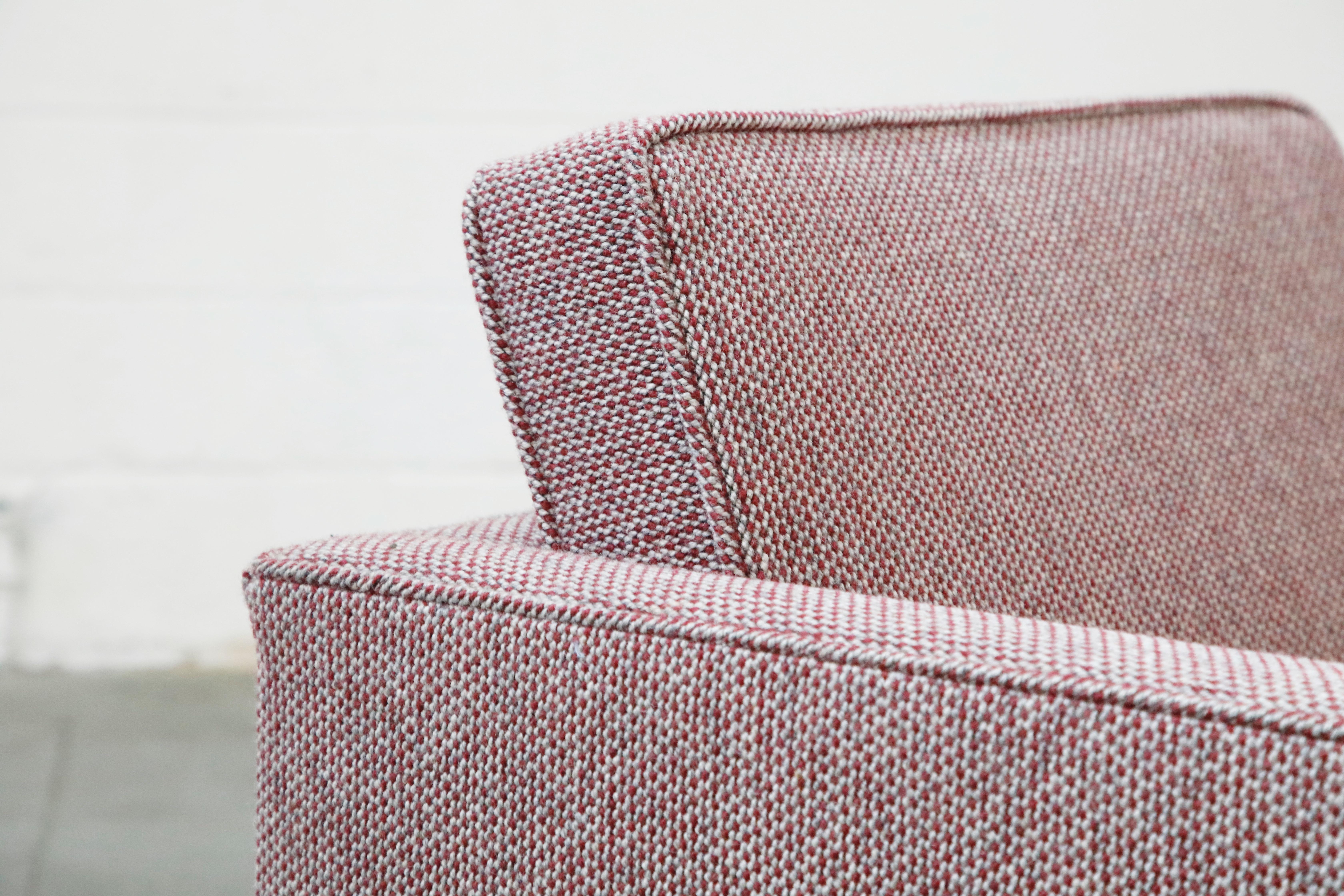 Florence Knoll for Knoll International Lounge Armchair, circa 1980s 6