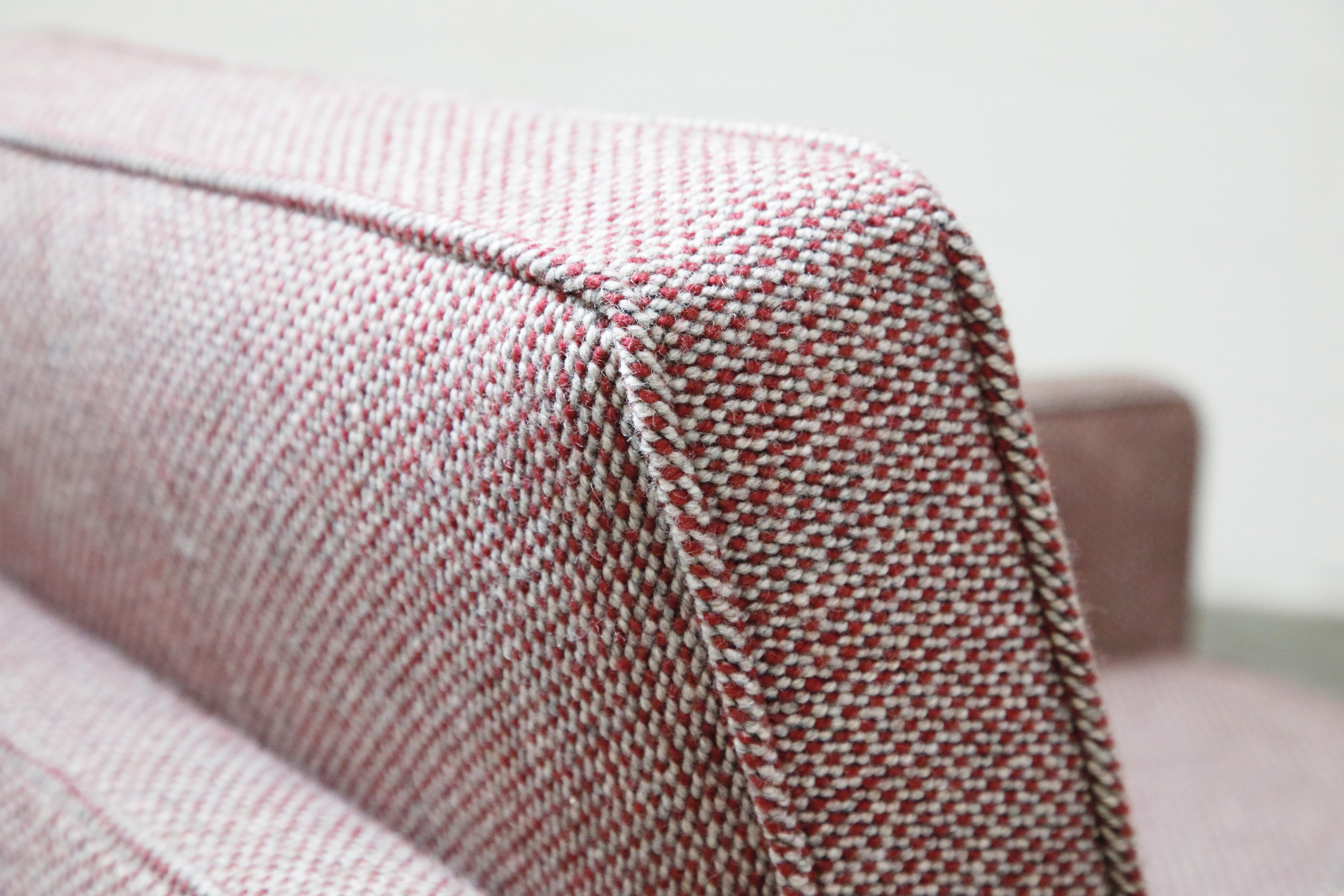 Florence Knoll for Knoll International Lounge Armchair, circa 1980s 10