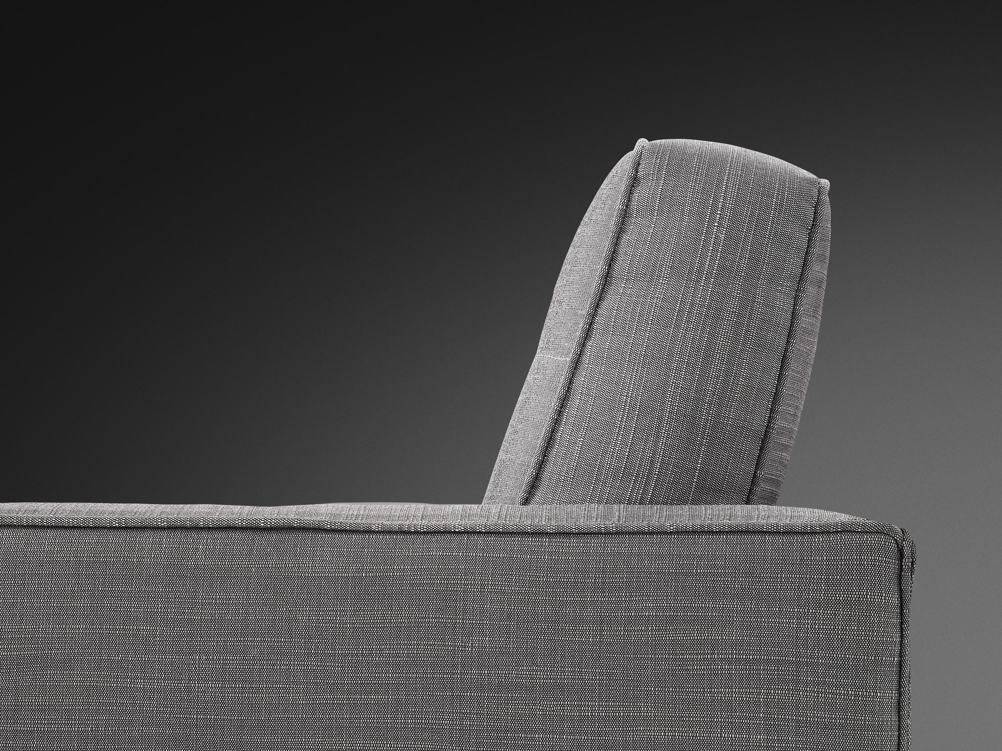 Américain Florence Knoll for Knoll International Sofa in Teak and Grey Upholstery en vente