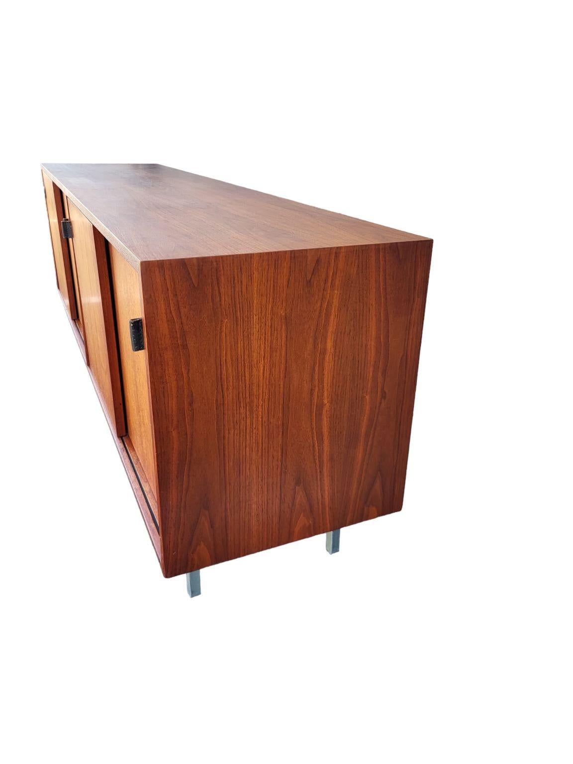 Mid-Century Modern Florence Knoll For Knoll Mid Century Modern Credenza C.1963 For Sale