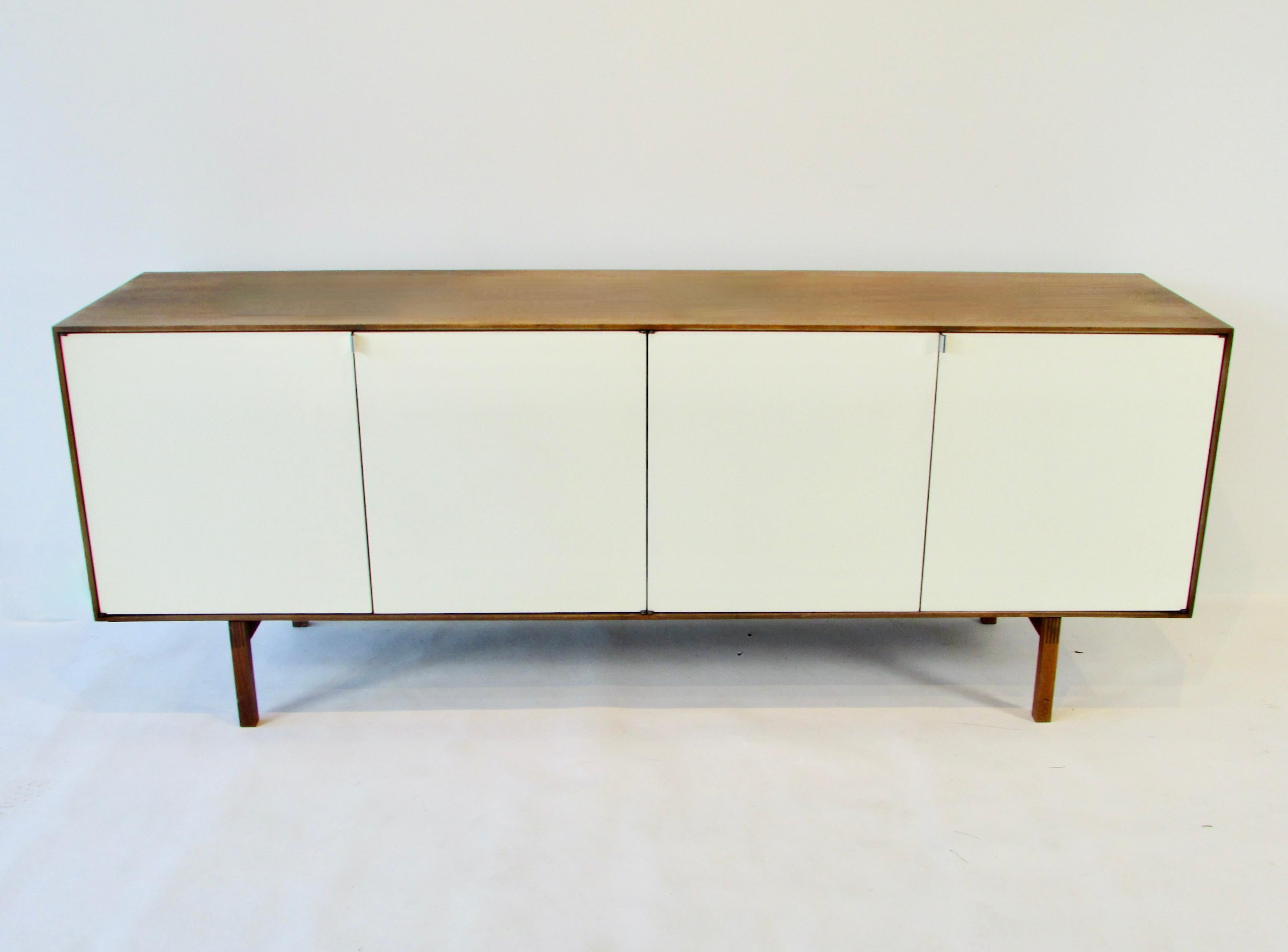 Florence Knoll for Knoll Model 541 Walnut Credenza with White Lacquer Doors 1