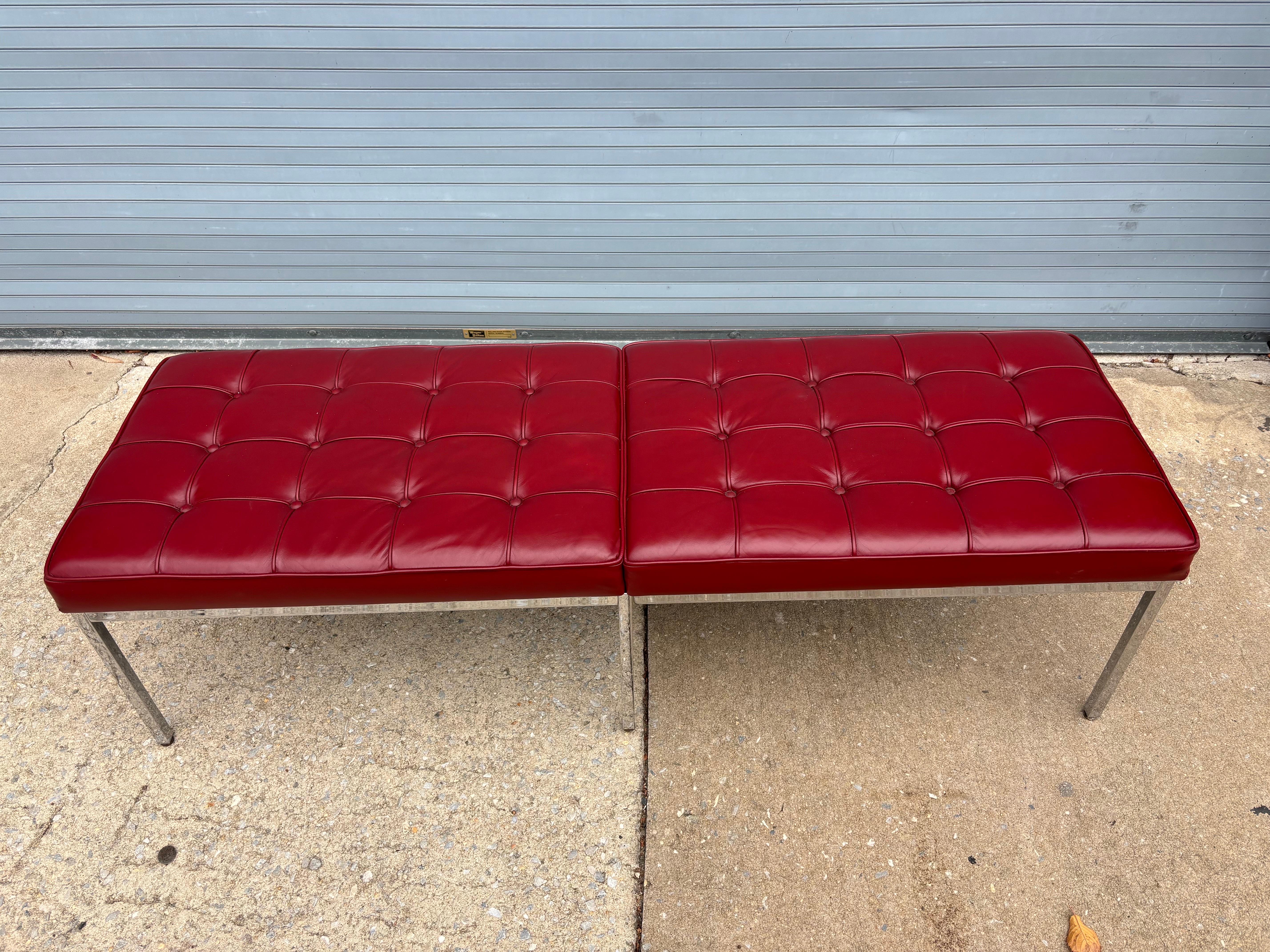 Florence Knoll para Knoll Banco de cuero Ox Blood, 2 Disponibles en venta 5
