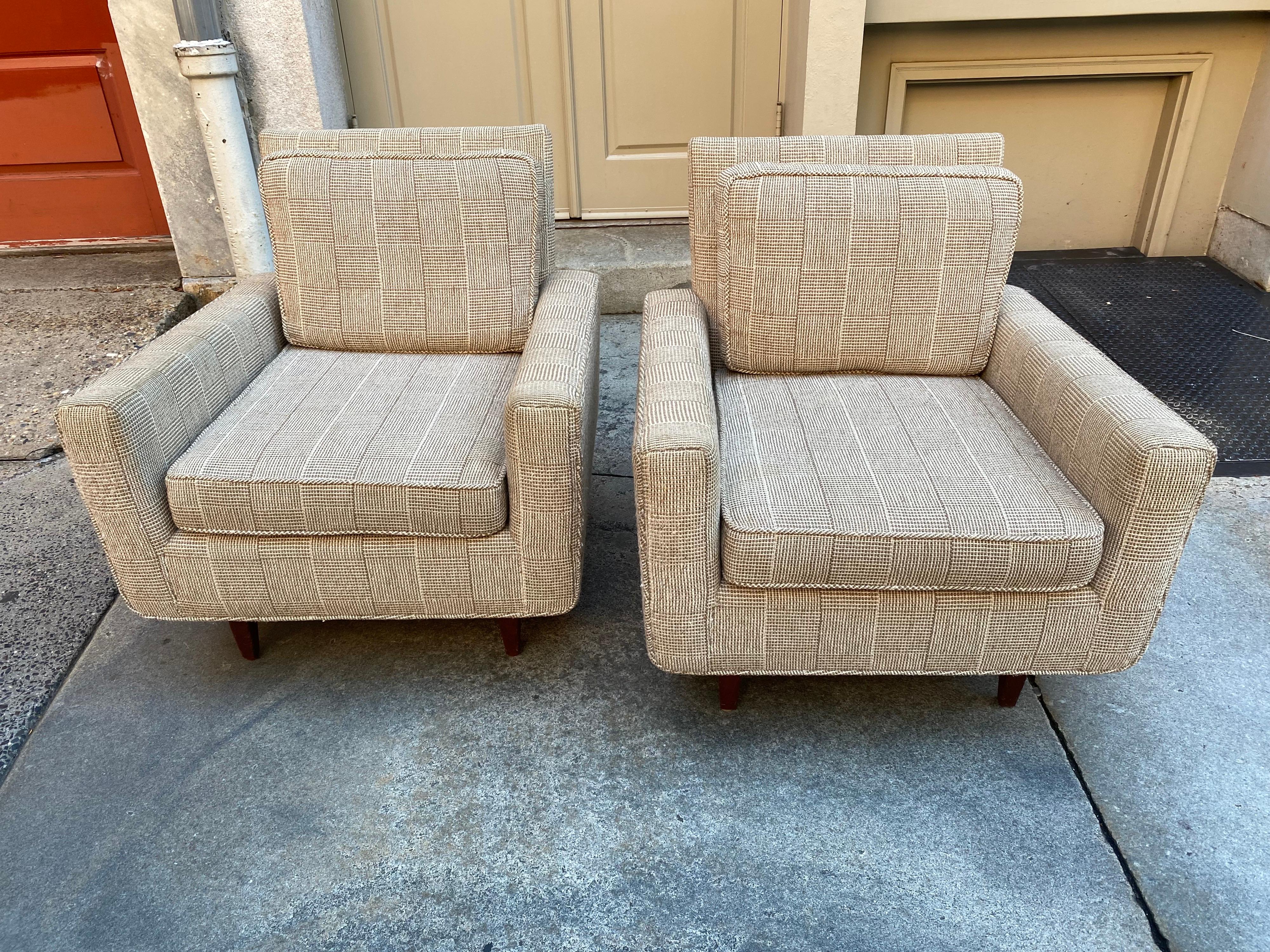 Mid-20th Century Florence Knoll for Knoll Pair of Lounge Chairs/ Original Fabric