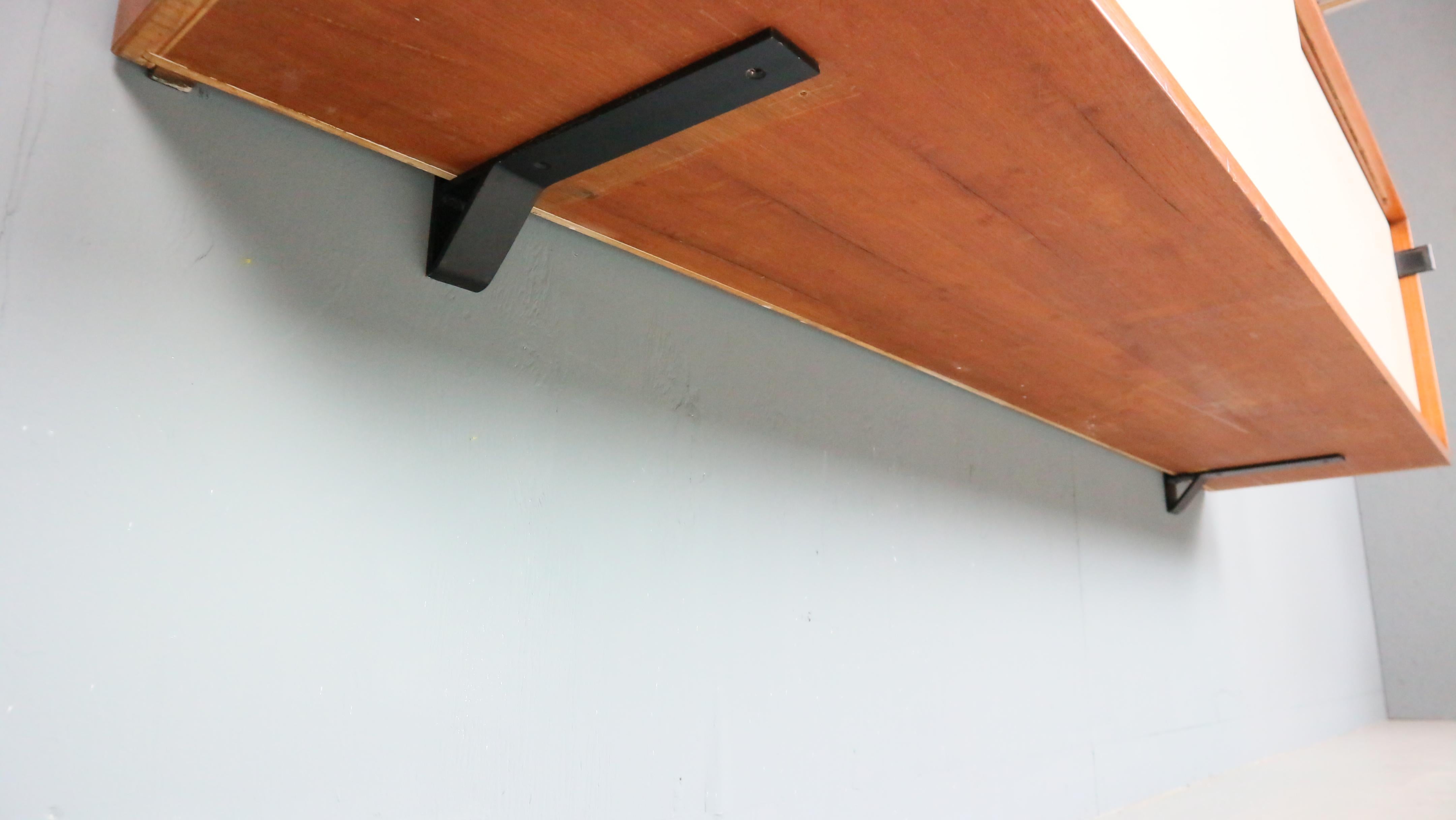 Florence Knoll for Knoll set of two hanging cabinets, model 121 + 123 W-1, 1947 For Sale 9