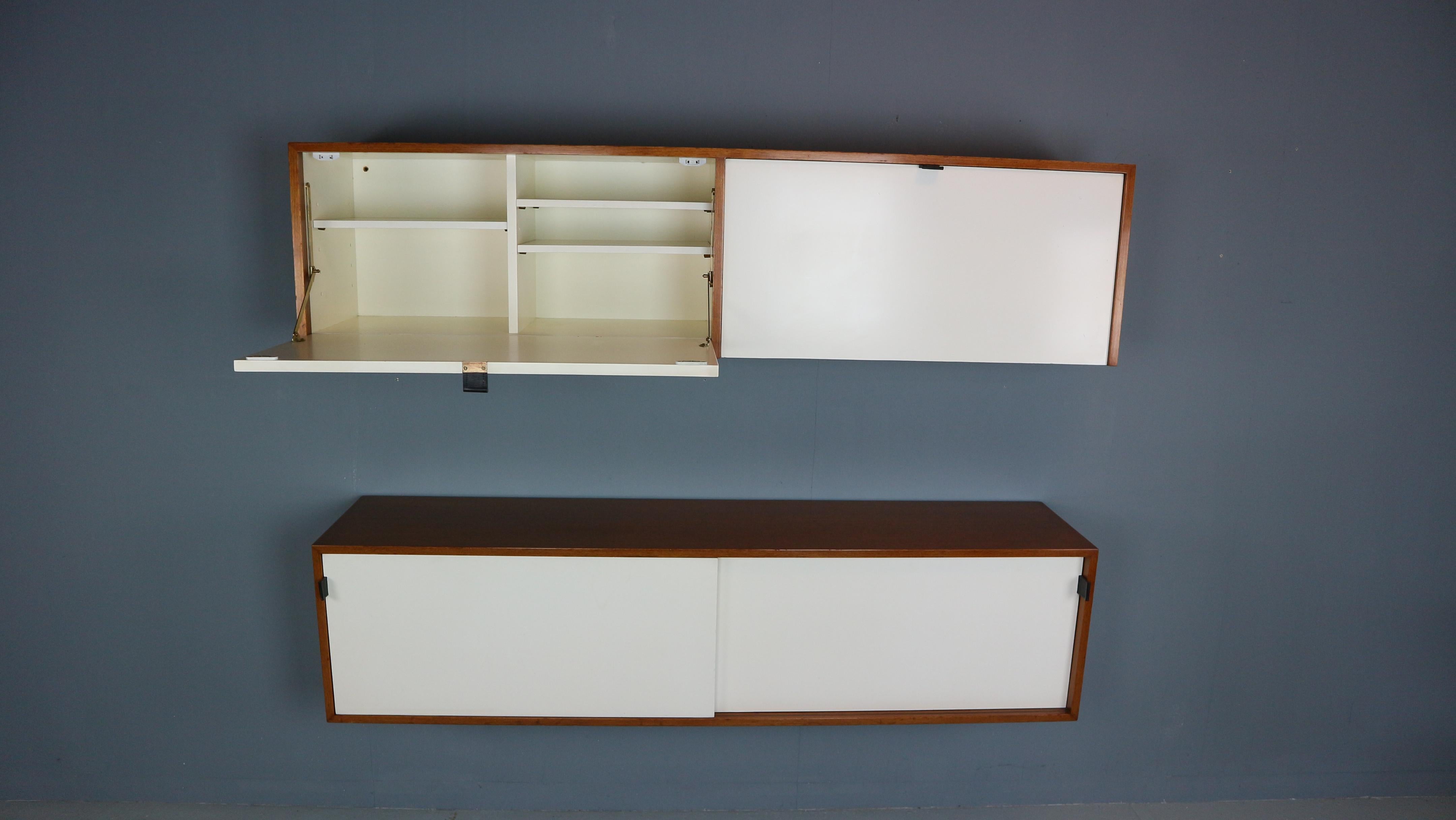 American Florence Knoll for Knoll set of two hanging cabinets, model 121 + 123 W-1, 1947 For Sale