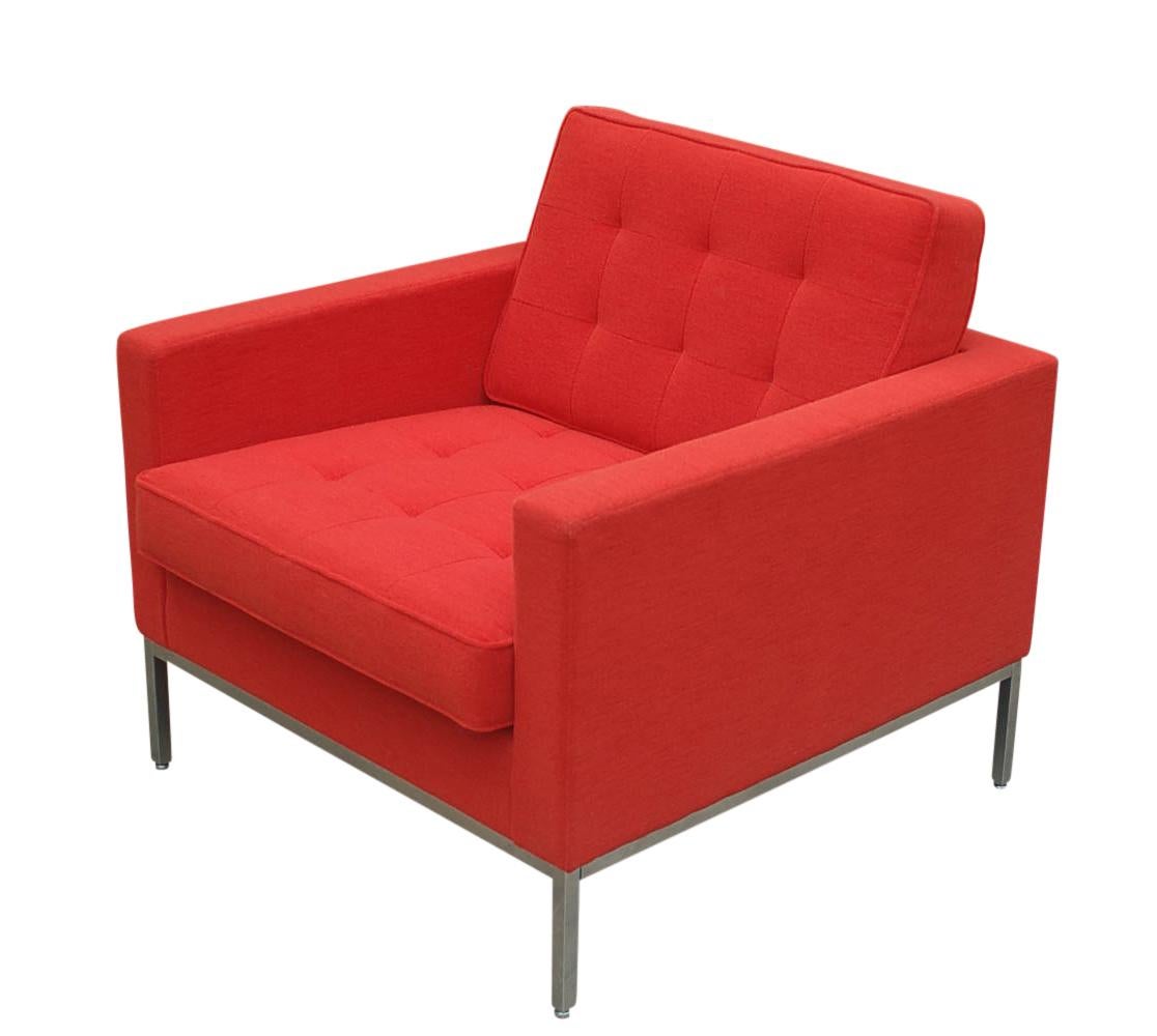 Florence Knoll for Knoll Sofa and Matching Lounge Chairs Living Room Set in Red 9