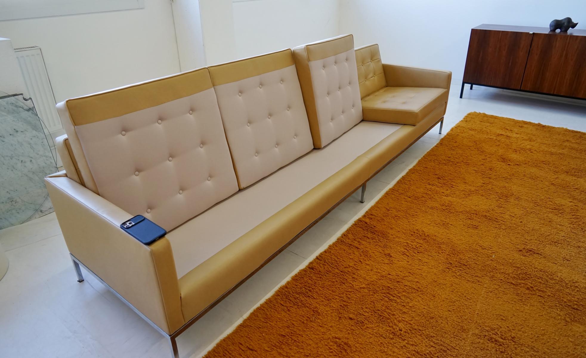 Florence Knoll International Divano a 4 posti in pelle in vendita 3