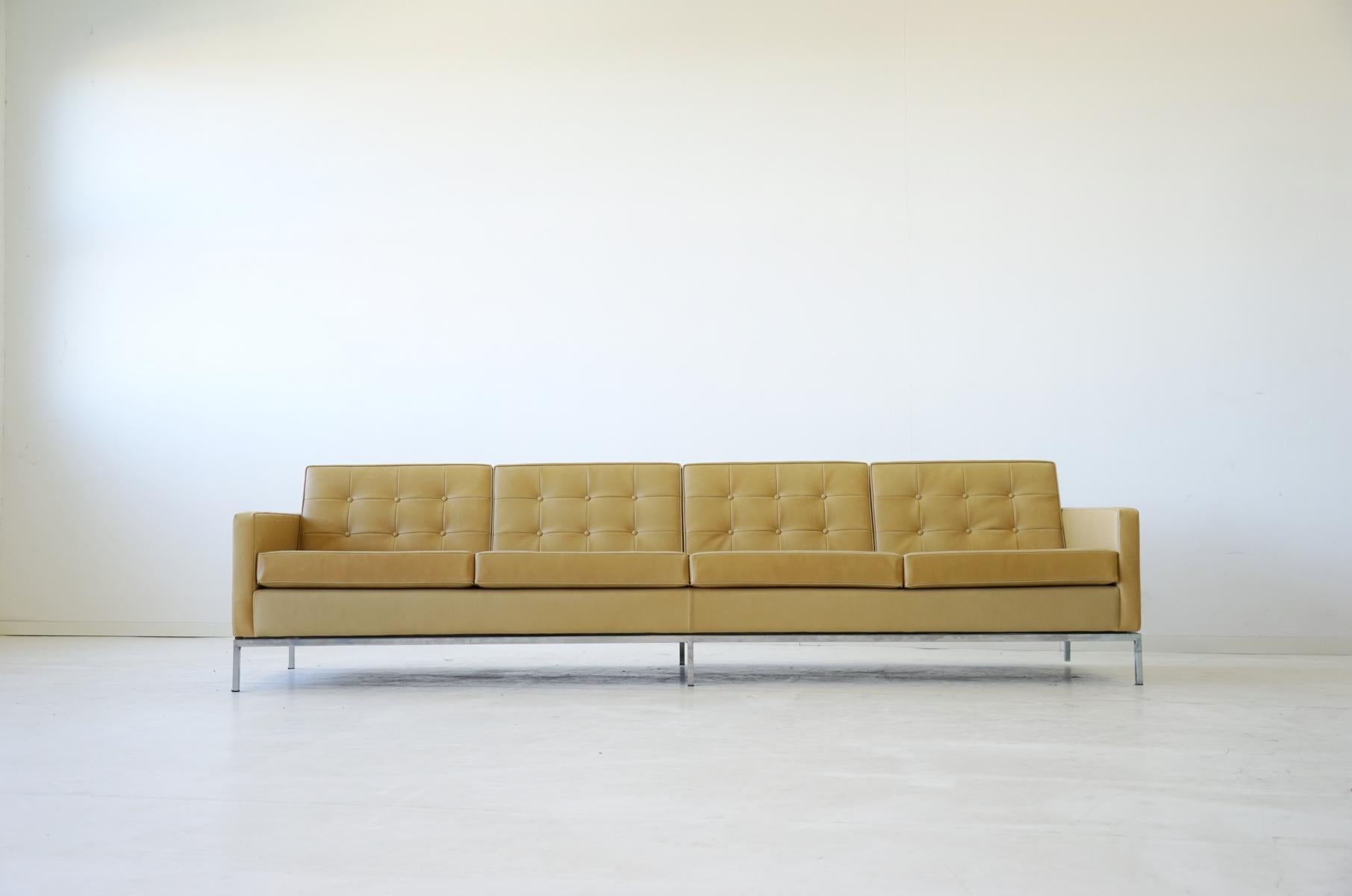 Florence Knoll International Divano a 4 posti in pelle In condizioni buone in vendita a Telgte, DE