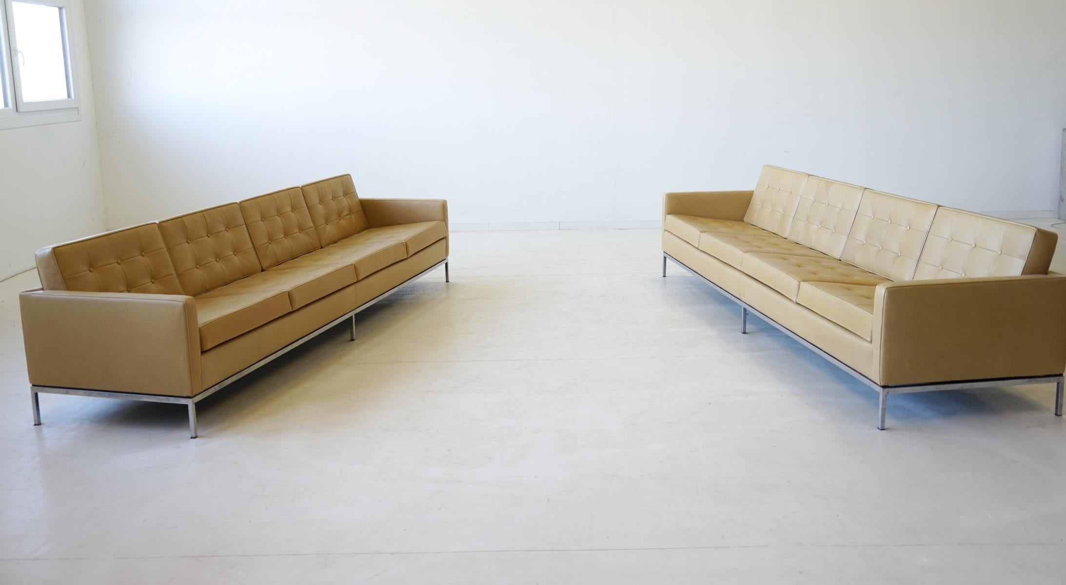 XX secolo Florence Knoll International Divano a 4 posti in pelle in vendita