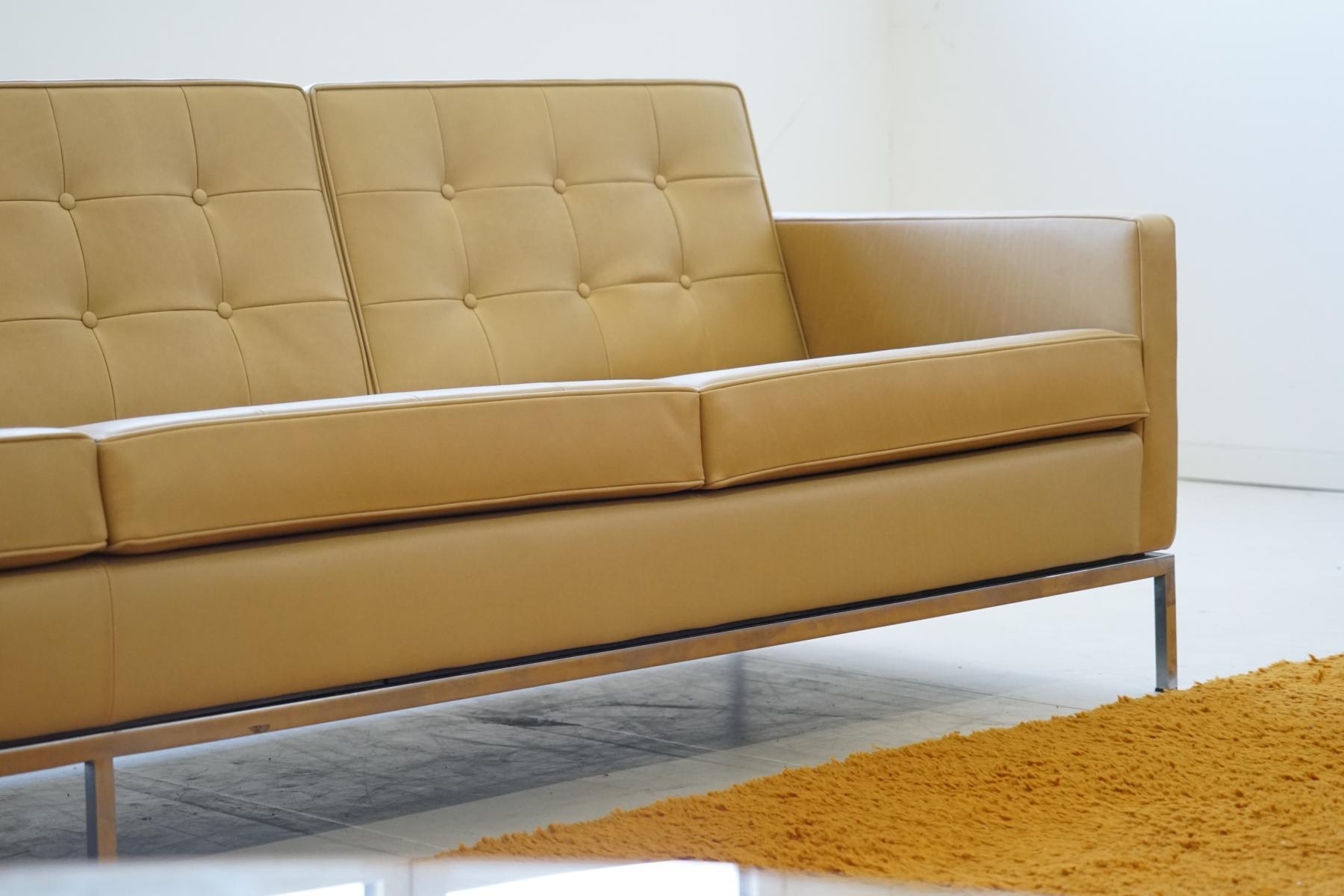 Florence Knoll International Divano a 4 posti in pelle in vendita 1