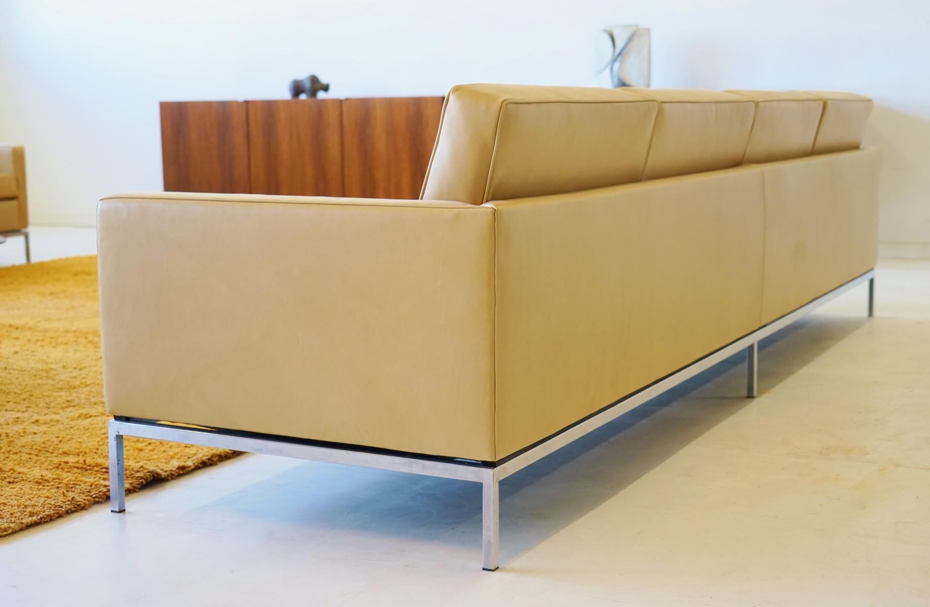 Florence Knoll International Divano a 4 posti in pelle in vendita 2