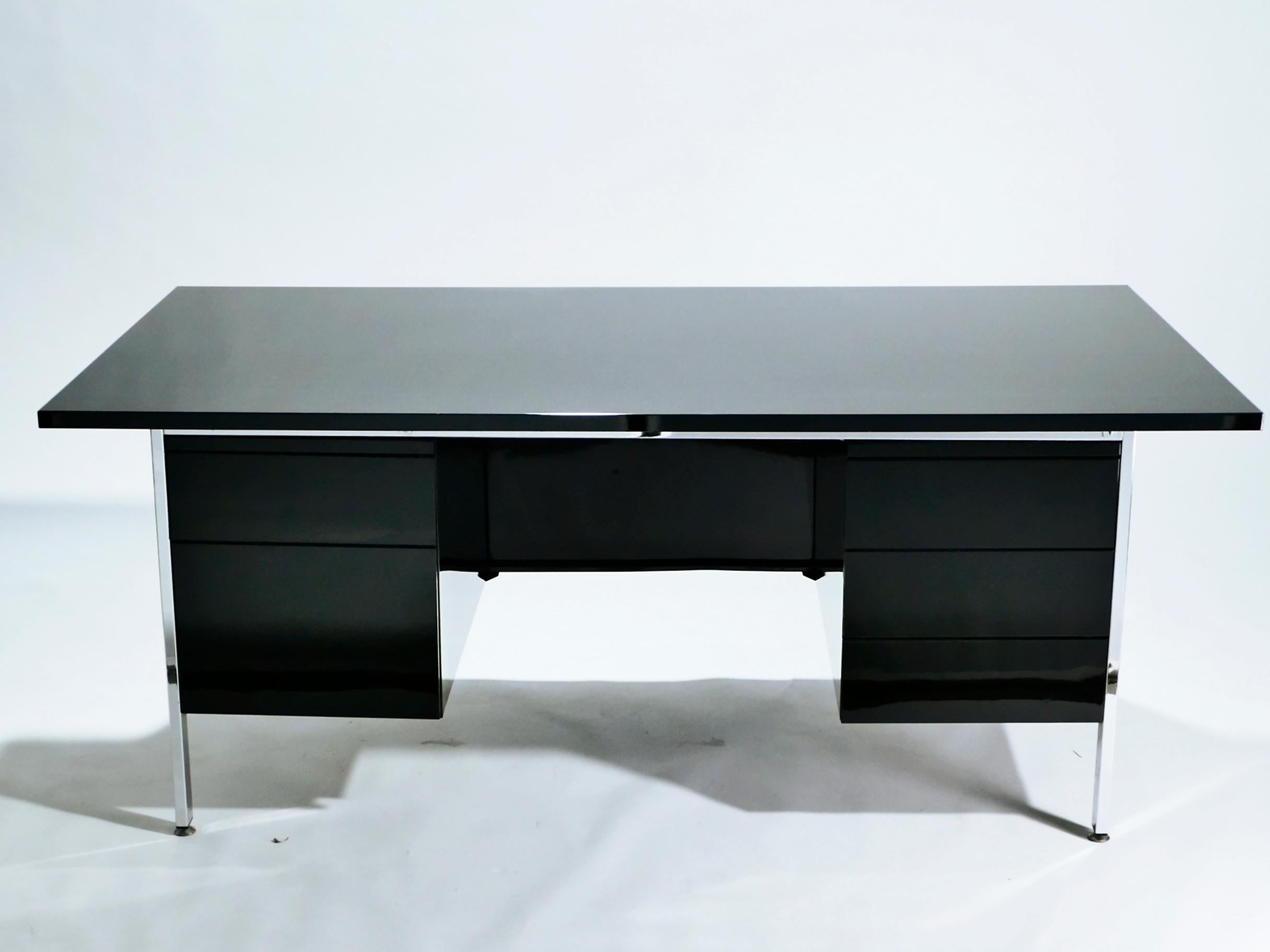 French Florence Knoll Lacquer and Chrome Desk, 1950s