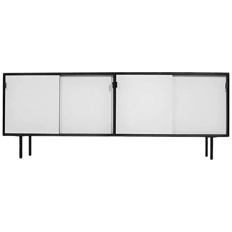 Florence Knoll Large Black and White Lacquered Credenza For Sale