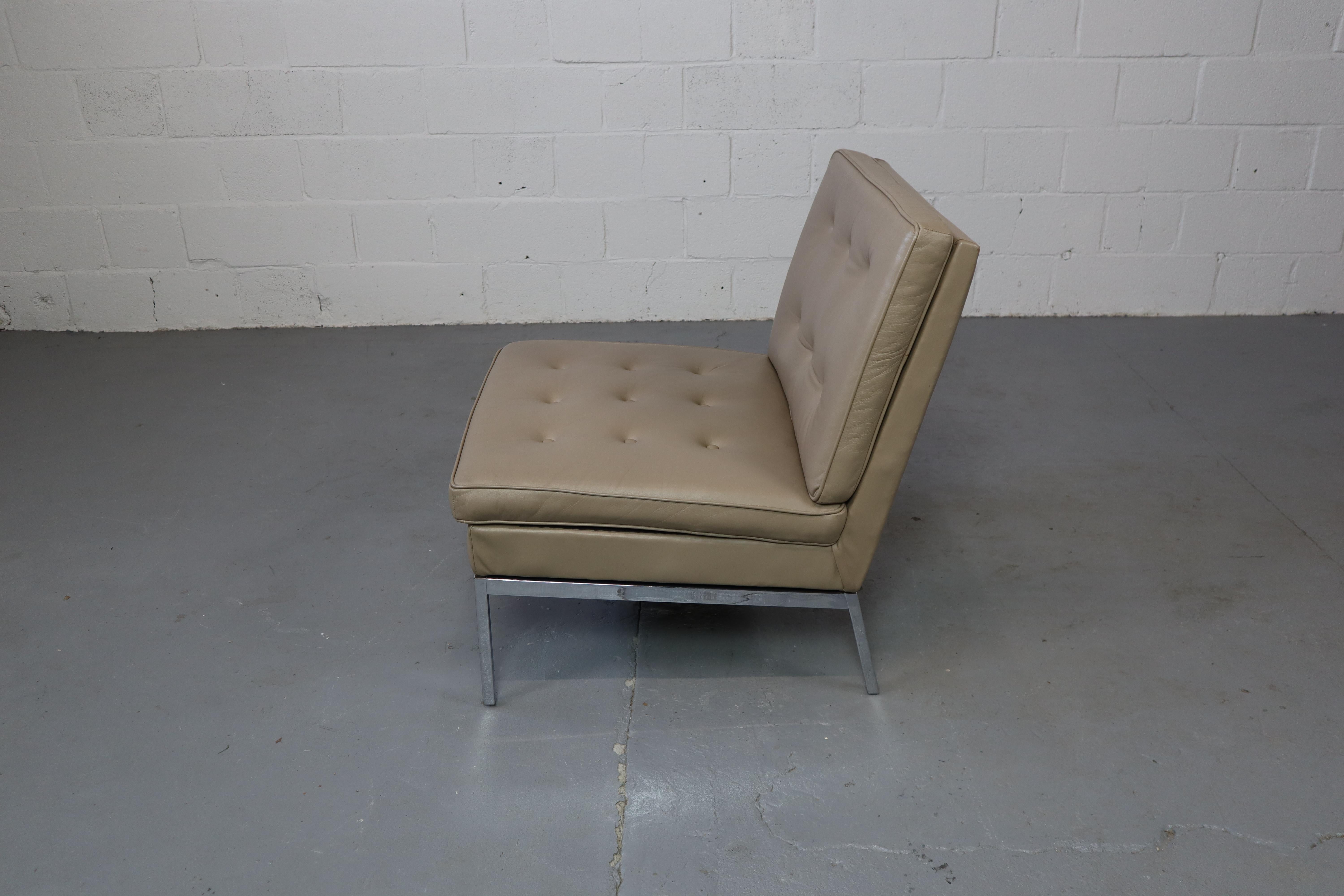 Leather Florence Knoll leather lounge chair 65 for Knoll International For Sale