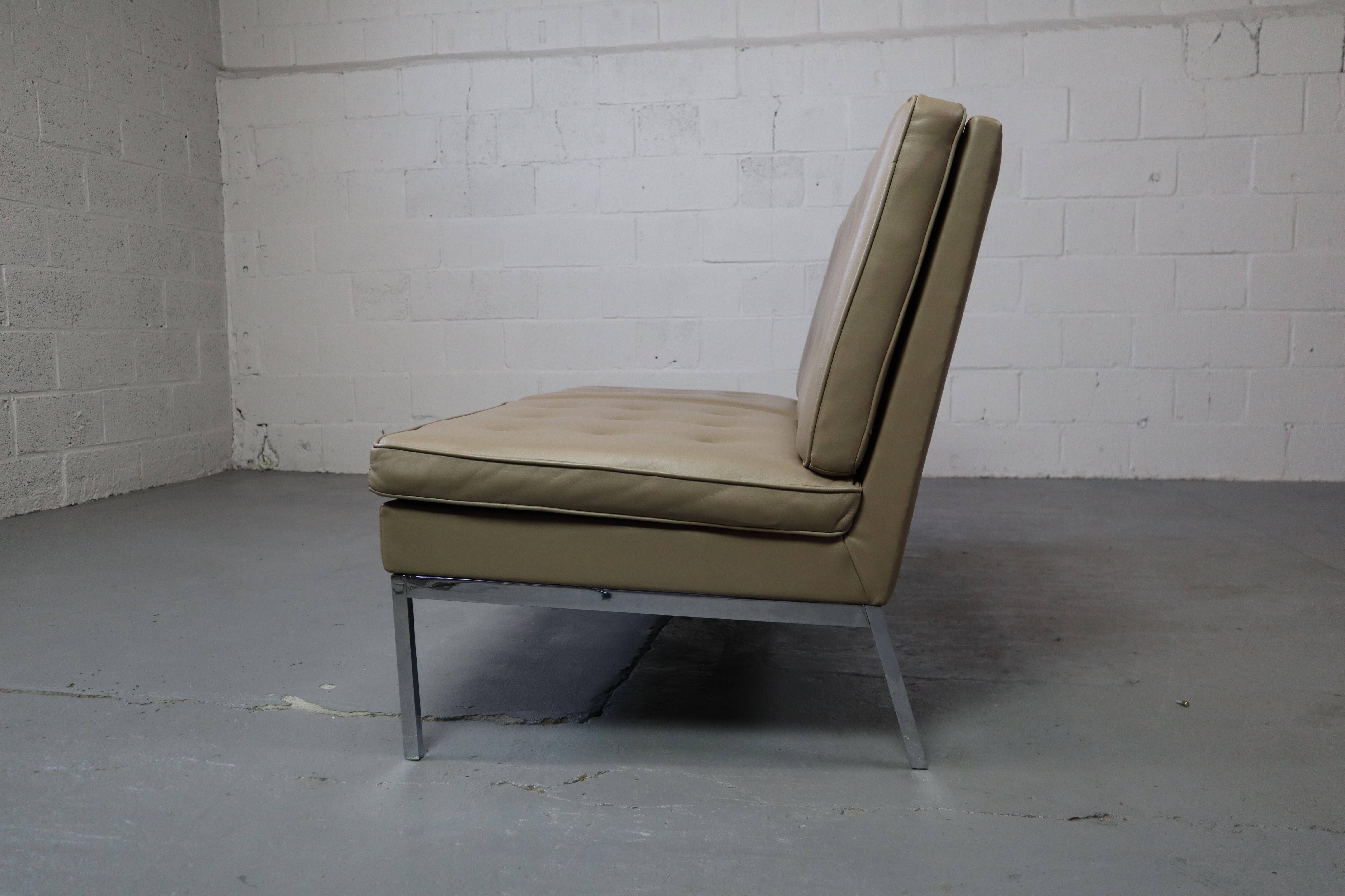 Cuir Siège deux places en cuir Florence Knoll mod. 65 pour Knoll International en vente