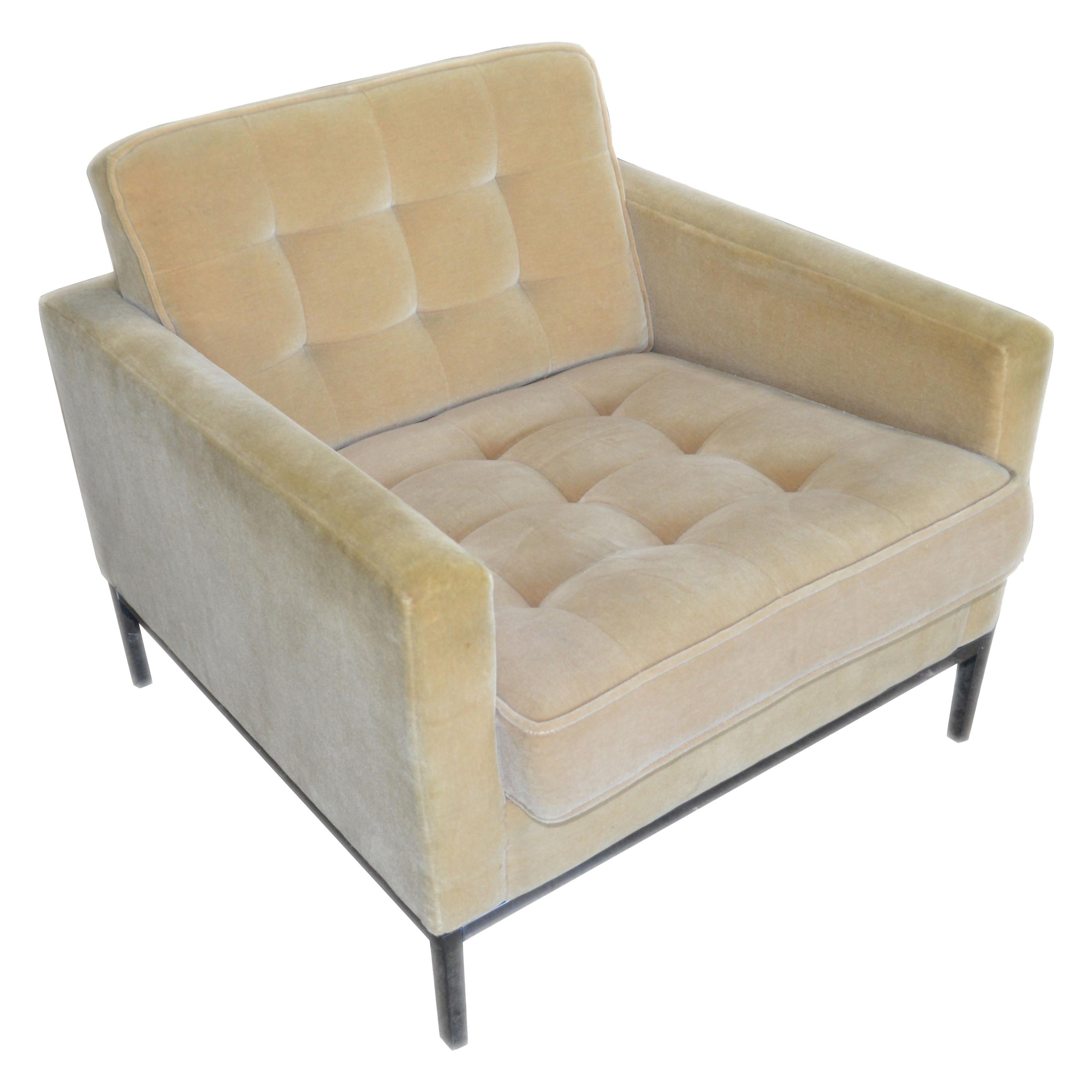 Florence Knoll Lounge Chair at 1stDibs