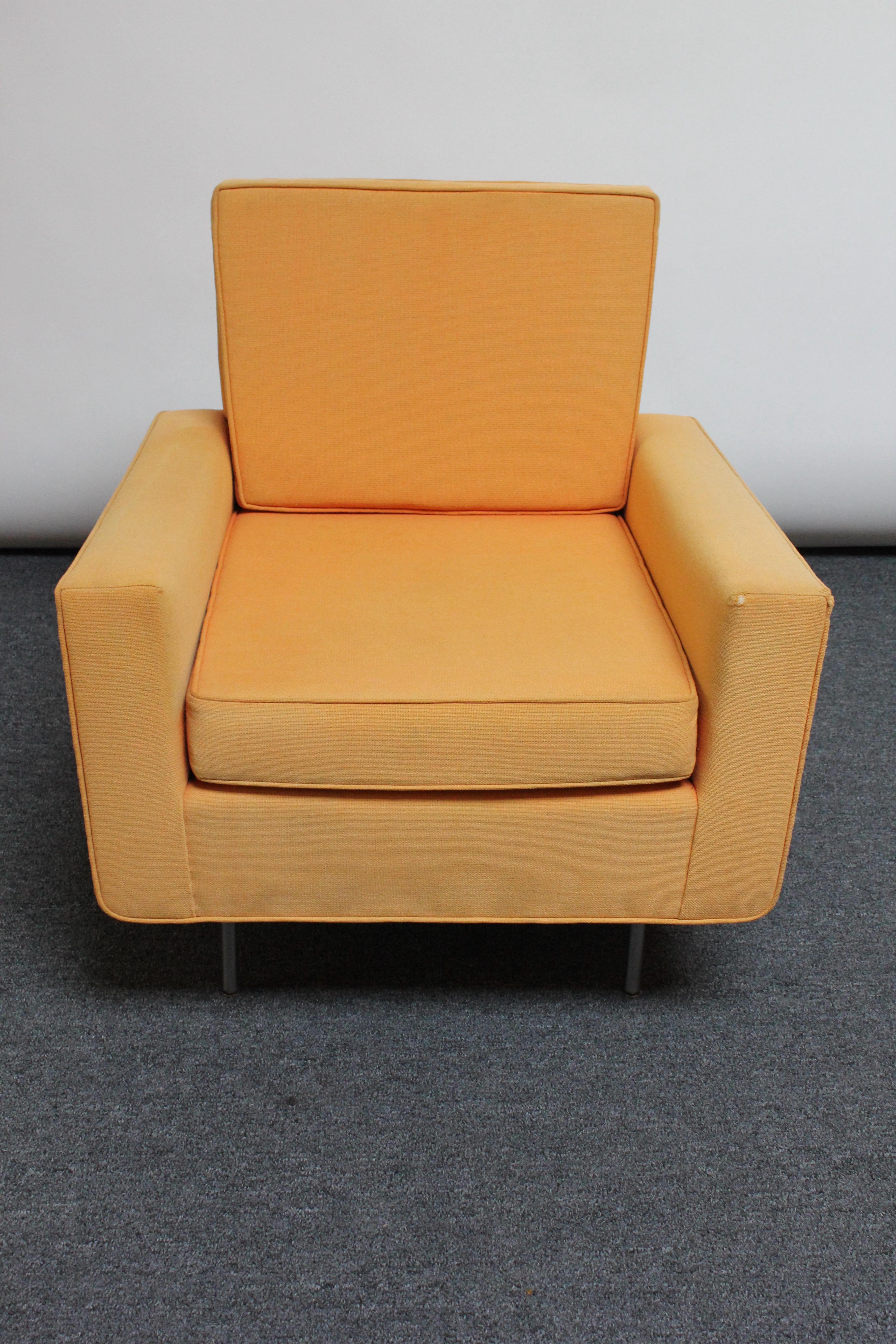 Mid-20th Century Florence Knoll Lounge Chair with Original Wool Upholstery For Sale