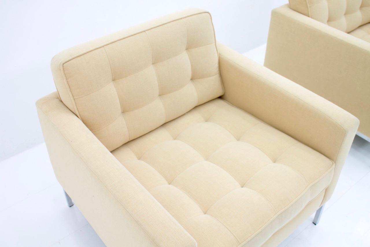 American Florence Knoll Lounge Chairs for Knoll International For Sale