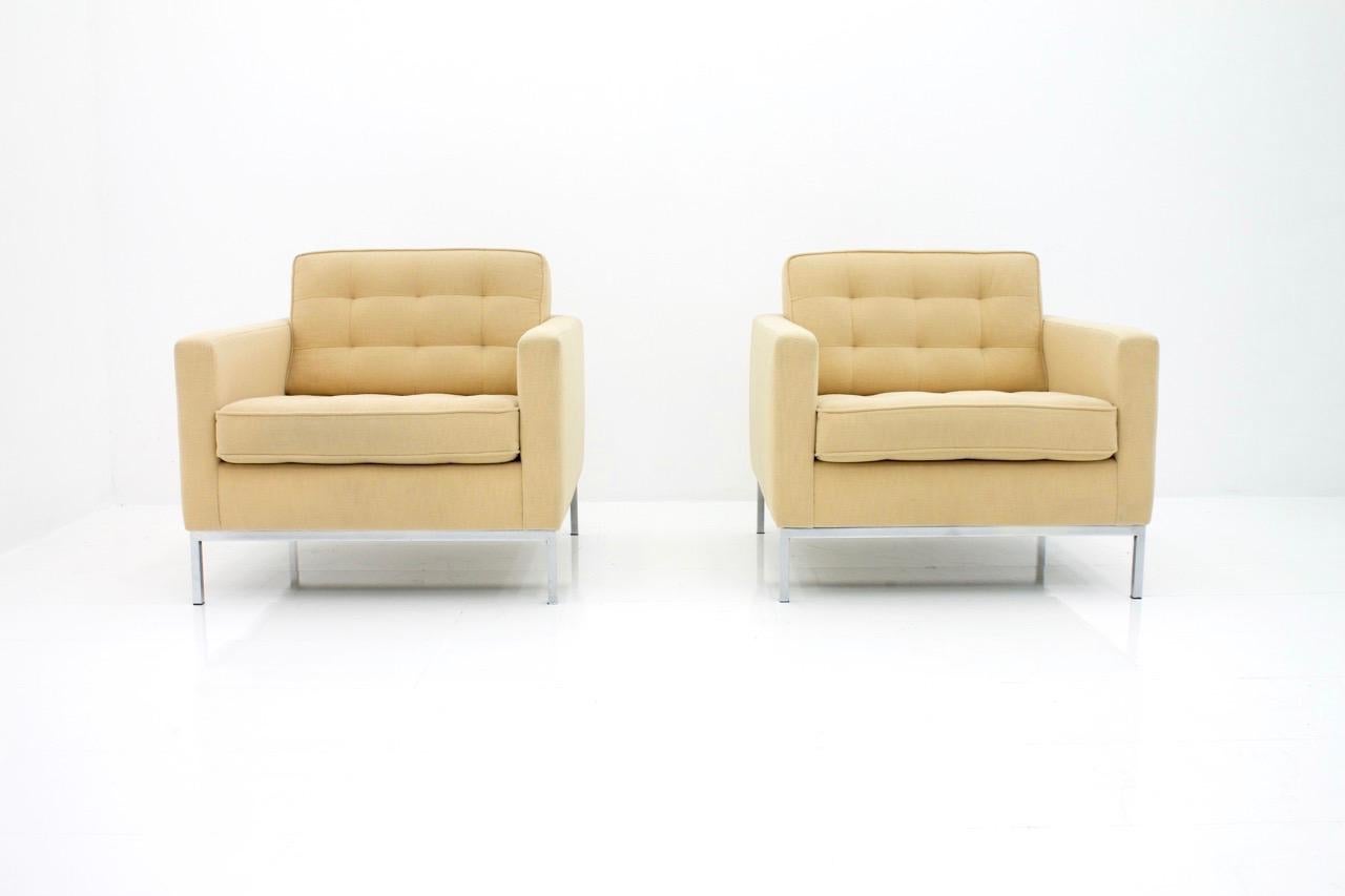 Florence Knoll Lounge Chairs for Knoll International For Sale 1