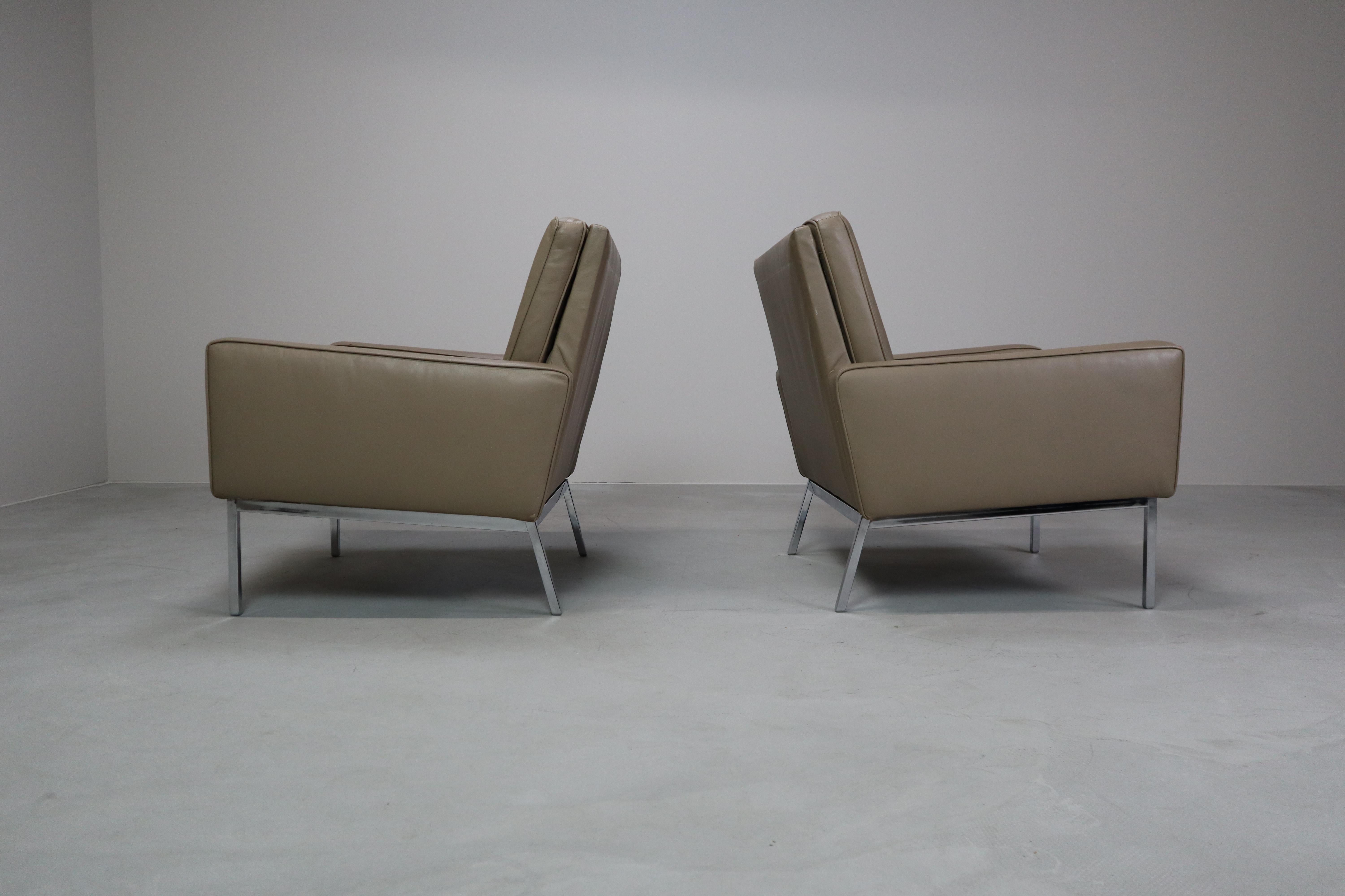 Fauteuils de salon Florence Knoll modèle 65a pour Knoll International en vente 2