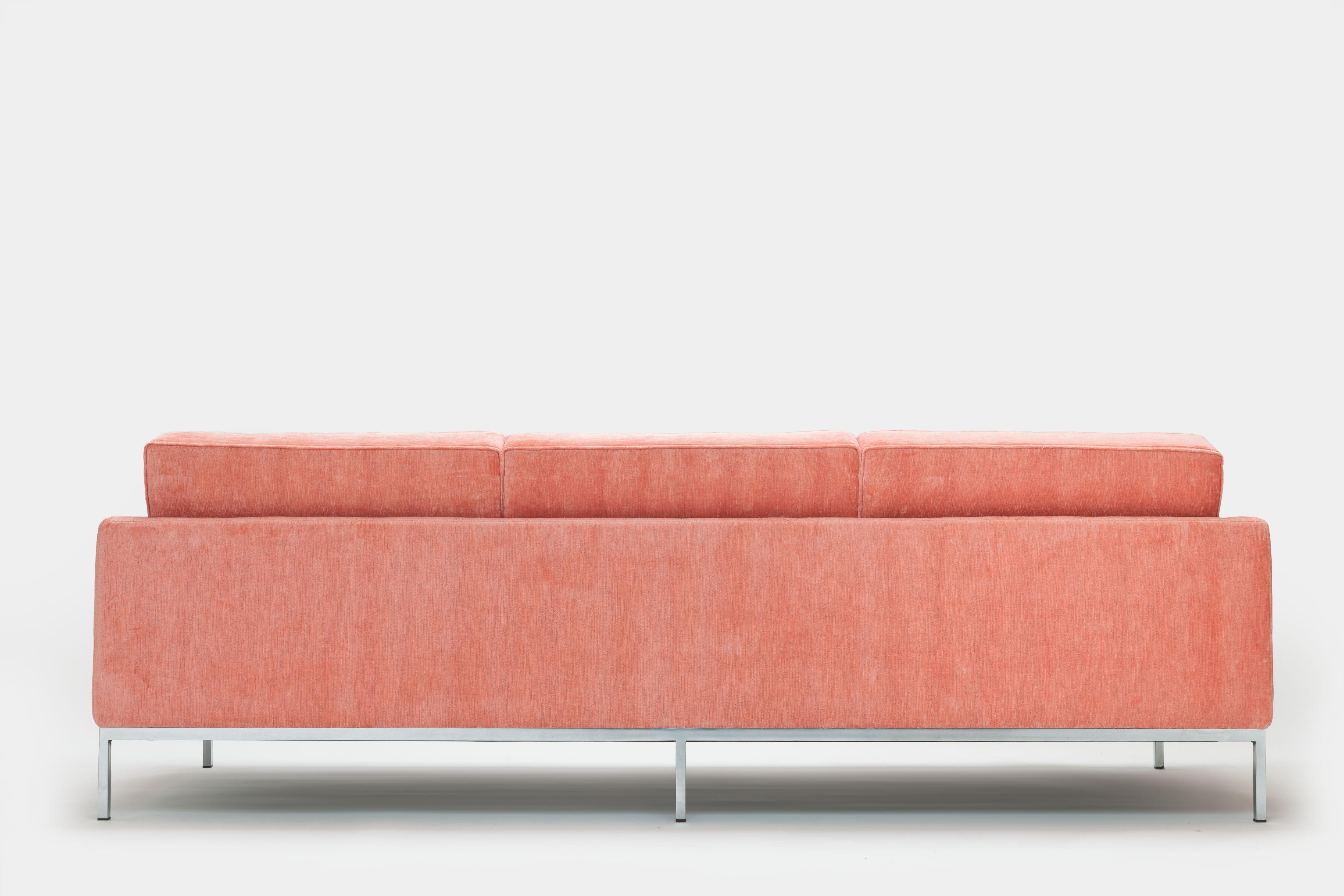 American Florence Knoll Lounge Series Sofa