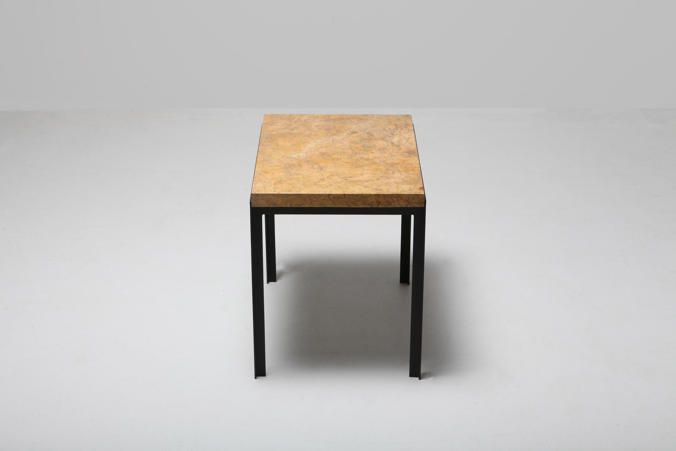 Florence Knoll Marble and Black Steel Side Table Small In Good Condition In Antwerp, BE