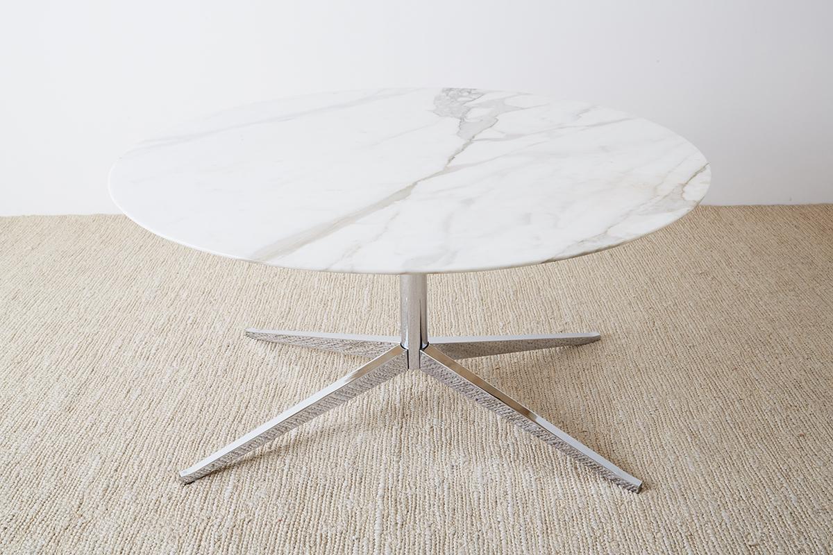 Florence Knoll Marble Dining Table with Star Base 7