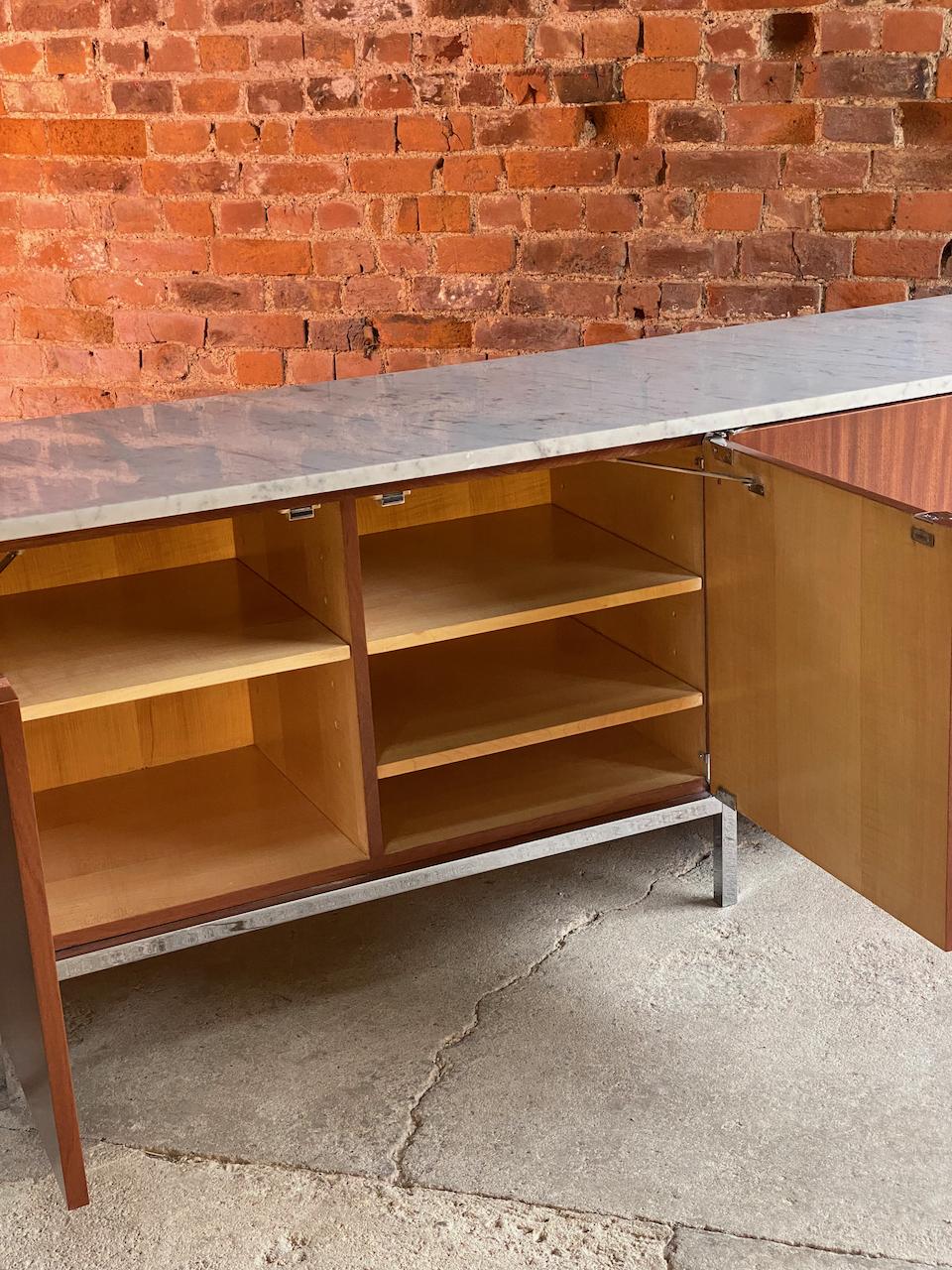 Florence Knoll Marble & Teak Credenza, USA, 1970s For Sale 3