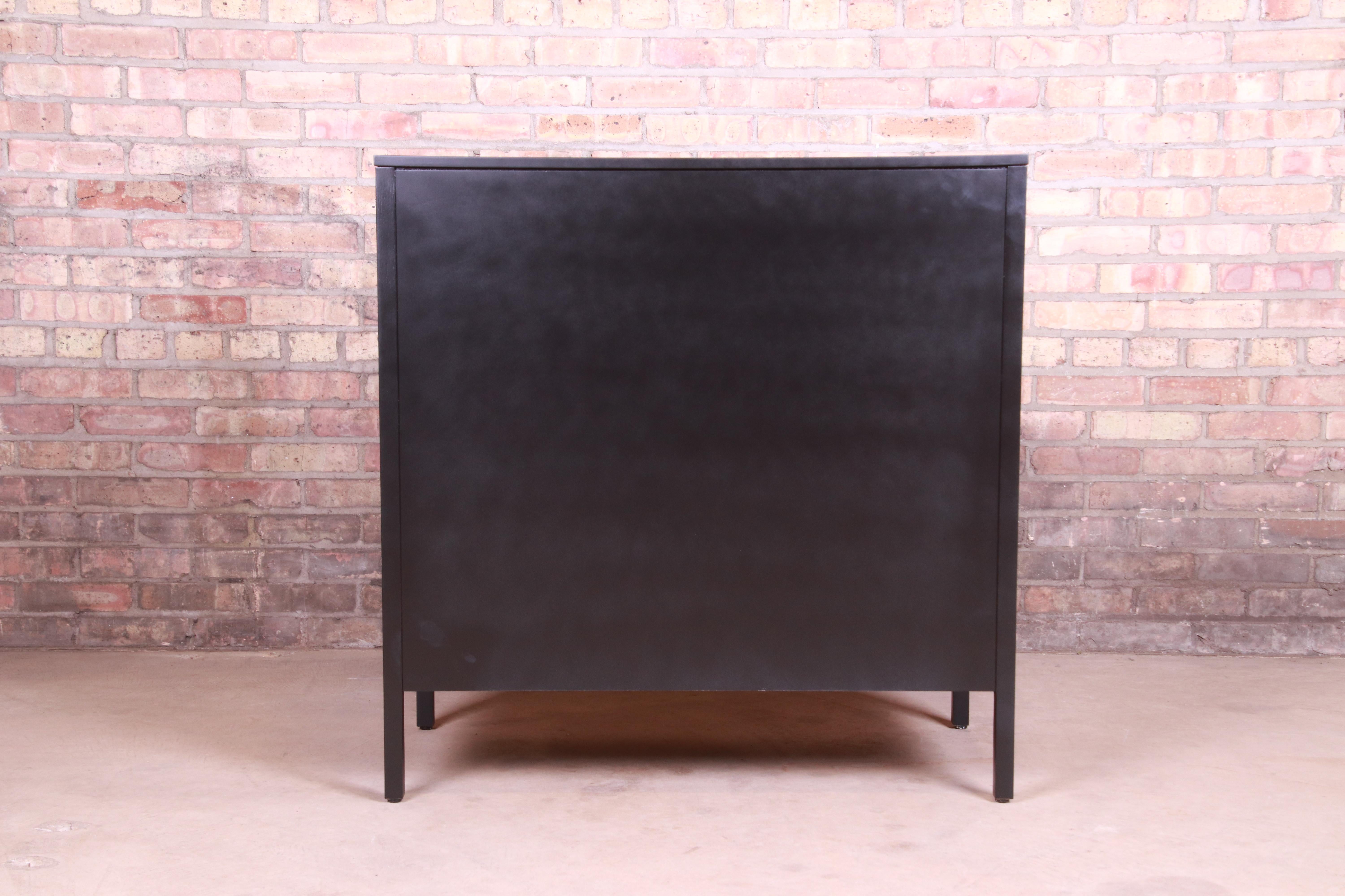 Florence Knoll Mid-Century Modern Black Lacquered Chest of Drawers, Refinished 4