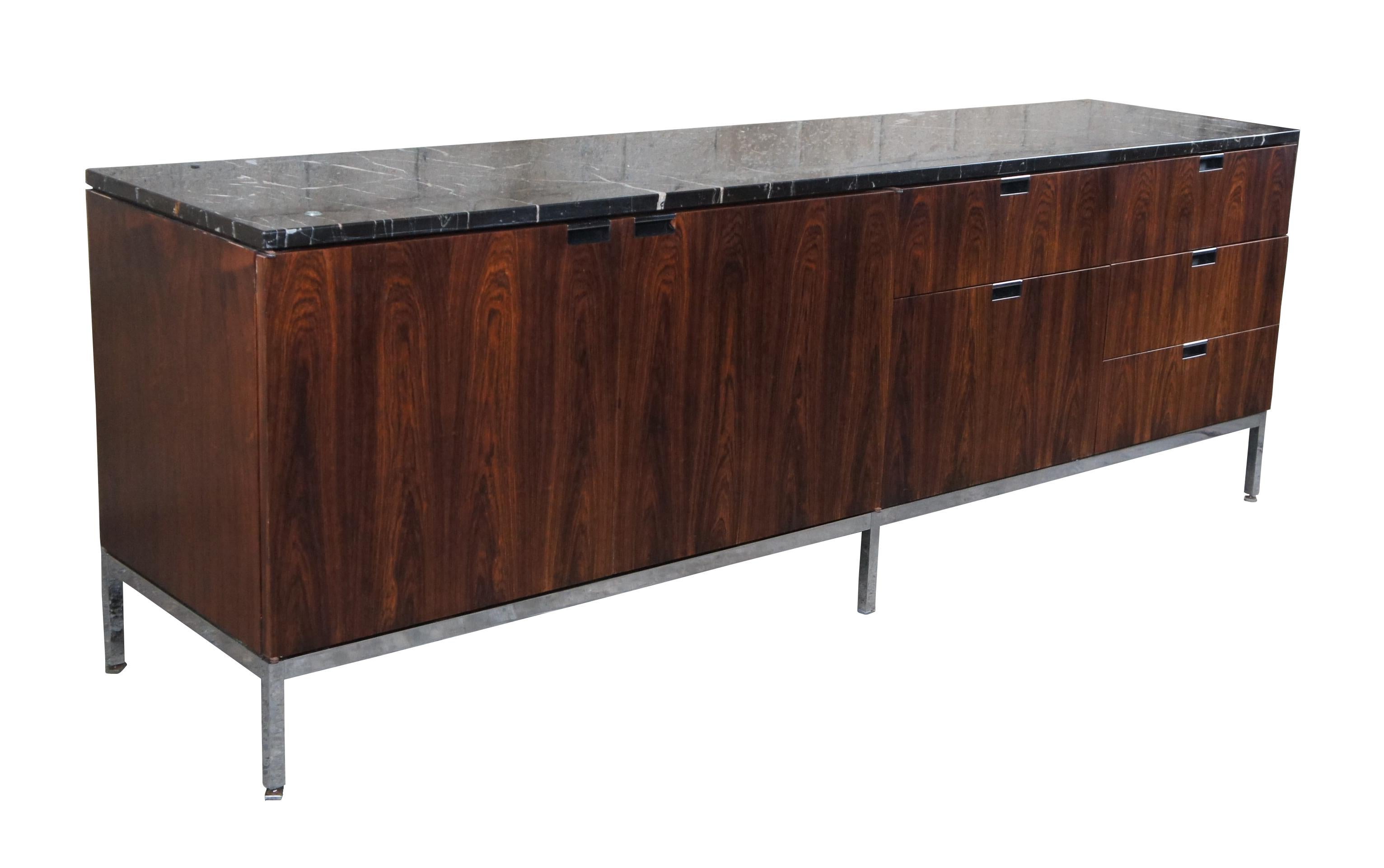 Florence Knoll Mid-Century Modern Rosewood Marble Top Credenza Sideboard Cabinet In Good Condition In Dayton, OH