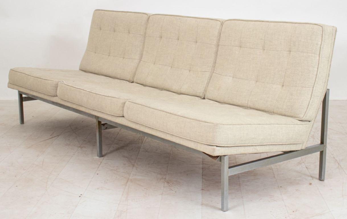 Florence Knoll Mid-Century Modern Sofa In Good Condition In New York, NY
