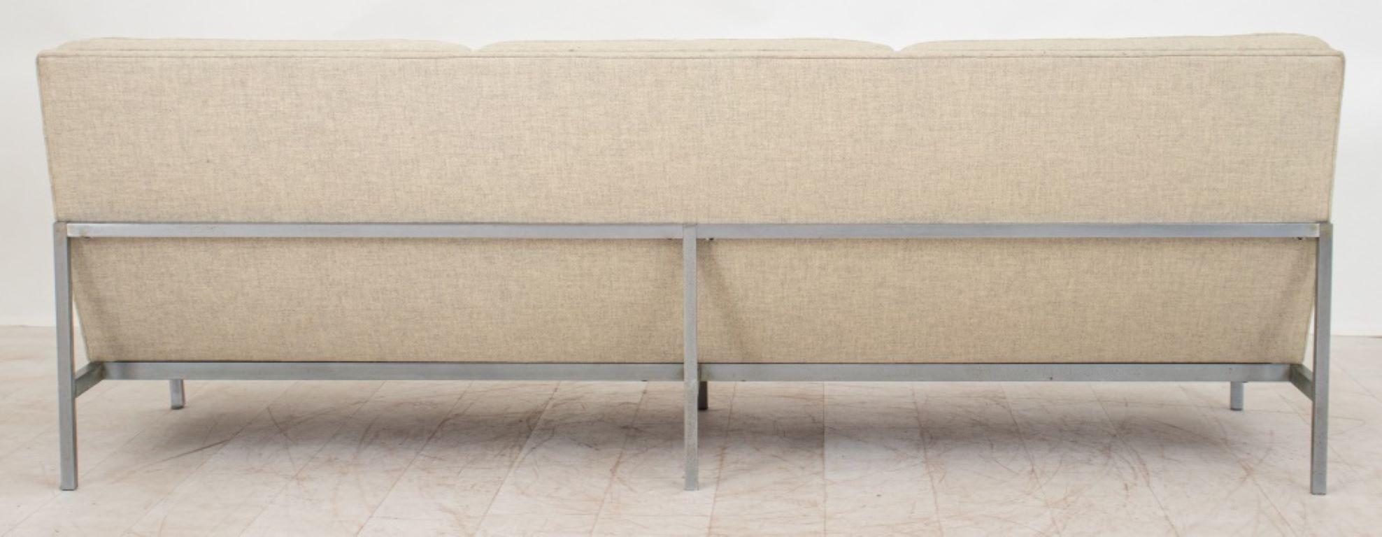 Florence Knoll Mid-Century Modern Sofa 1