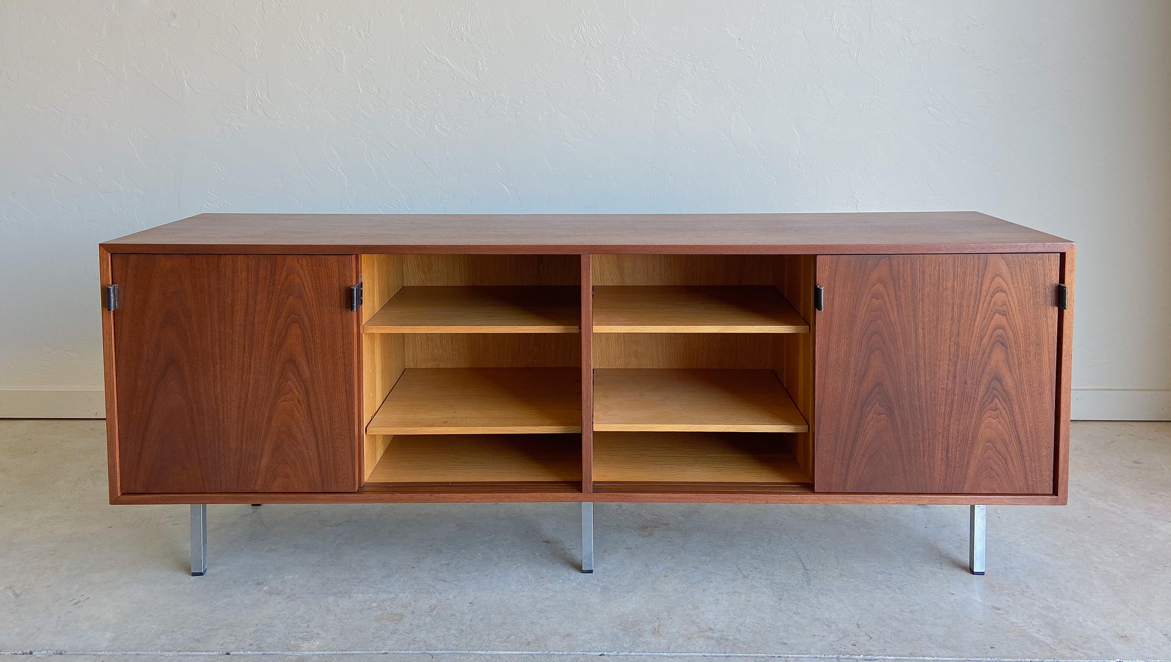 Late 20th Century Florence Knoll Mid-Century Modern Walnut Credenza