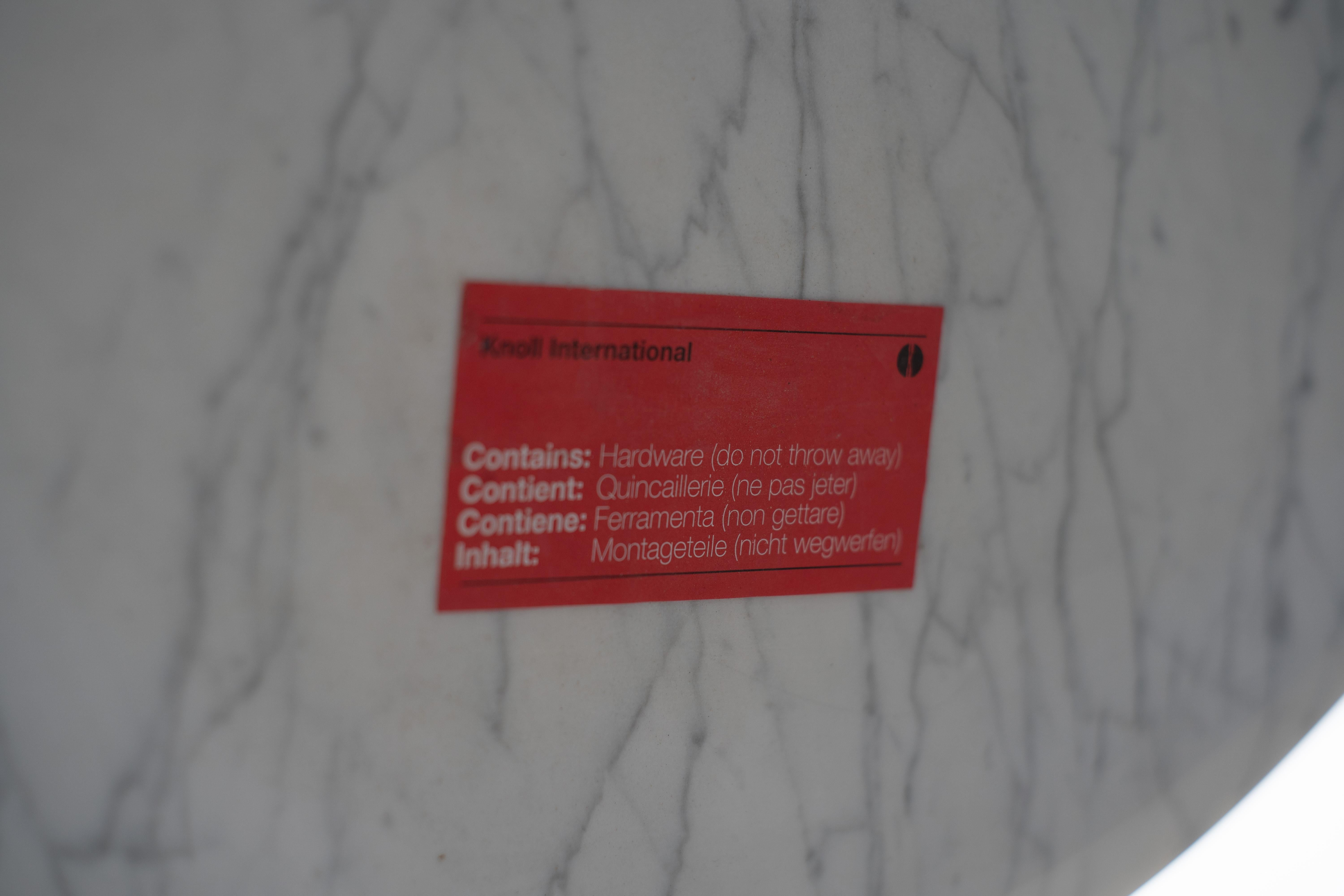 Florence Knoll Mid-Century Satin Oval Carrara-Marmor 78x48 Esstisch oder Schreibtisch aus der Mitte des Jahrhunderts im Angebot 10