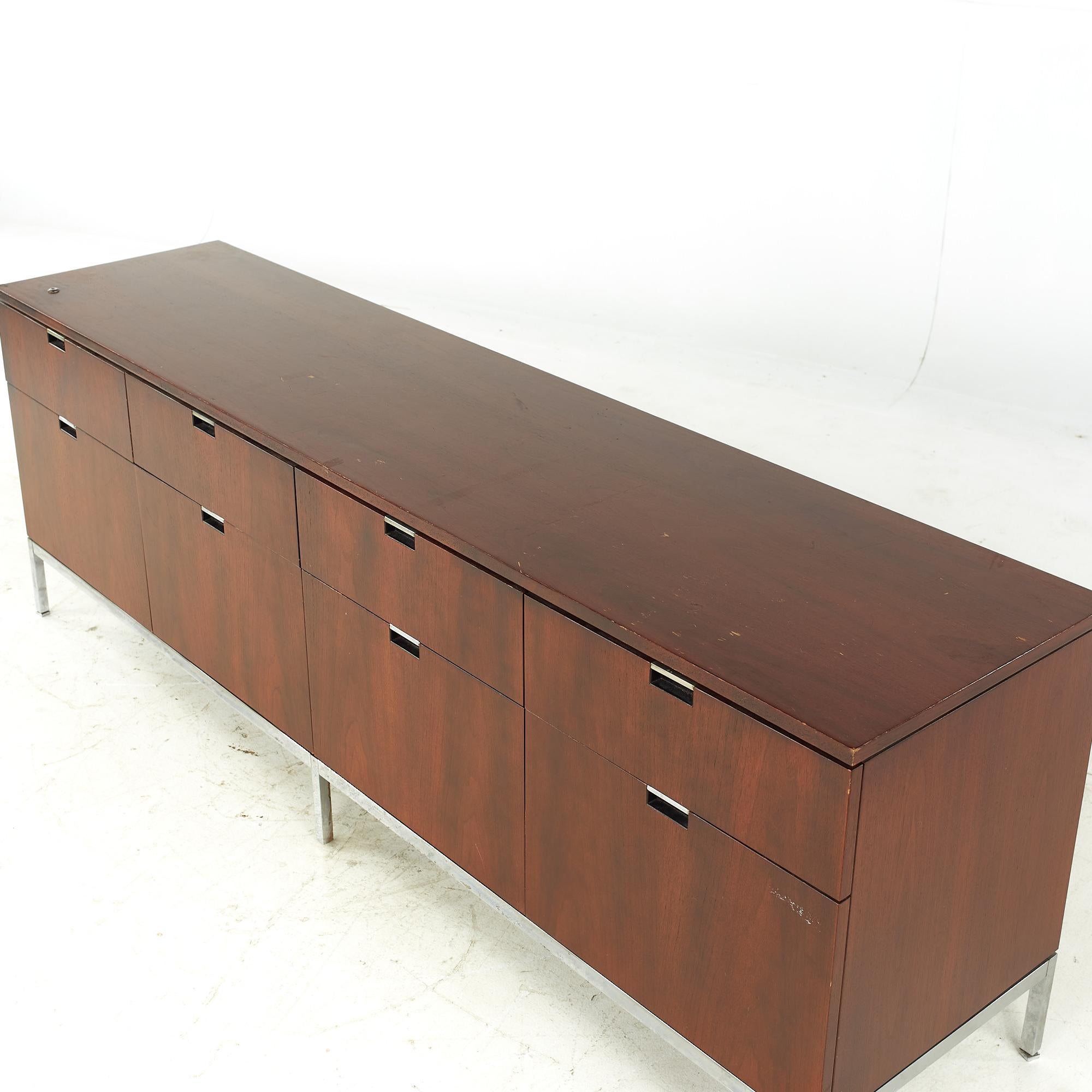 Florence Knoll Mid-Century Walnut and Chrome Credenza For Sale 1