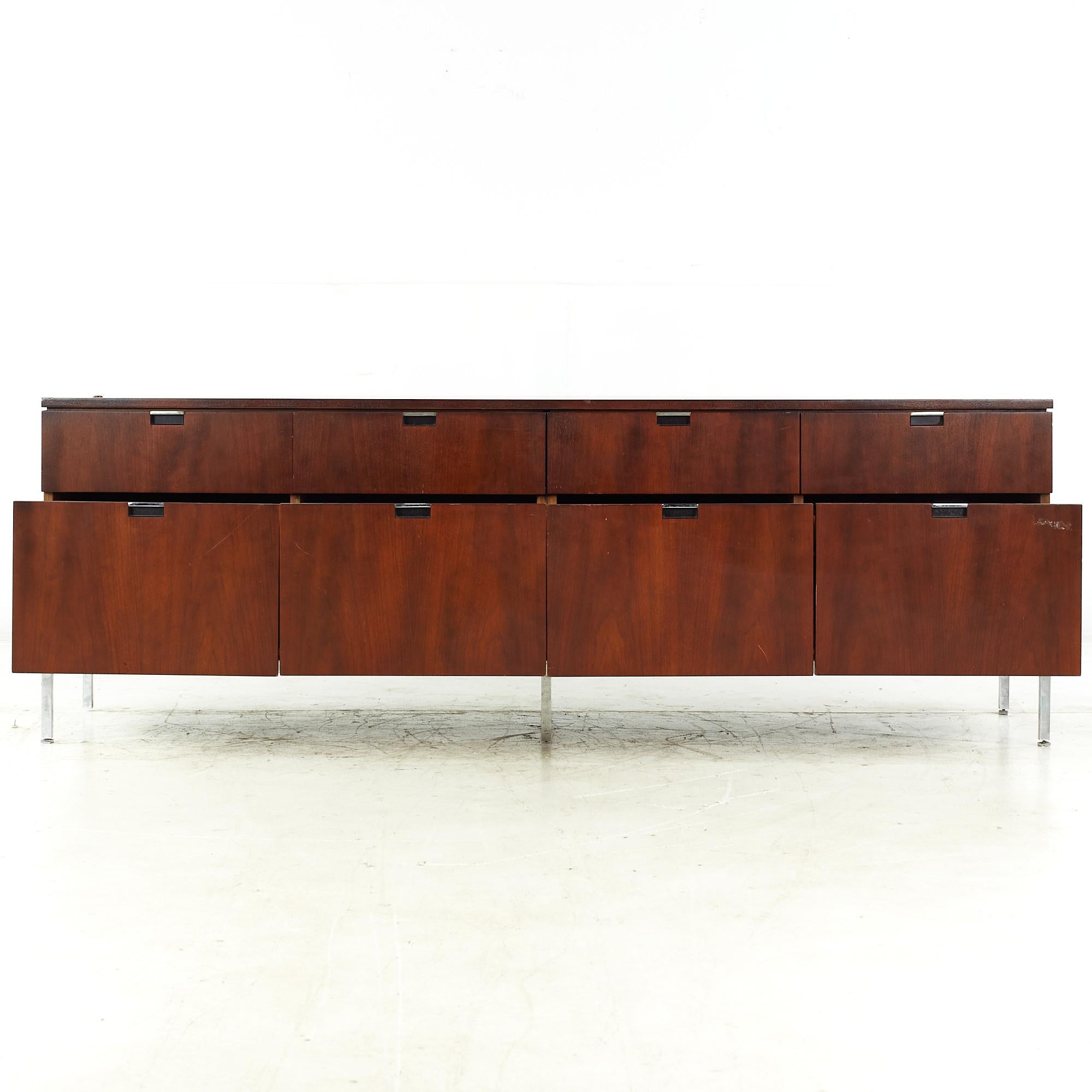 Florence Knoll Mid-Century Walnut and Chrome Credenza For Sale 2