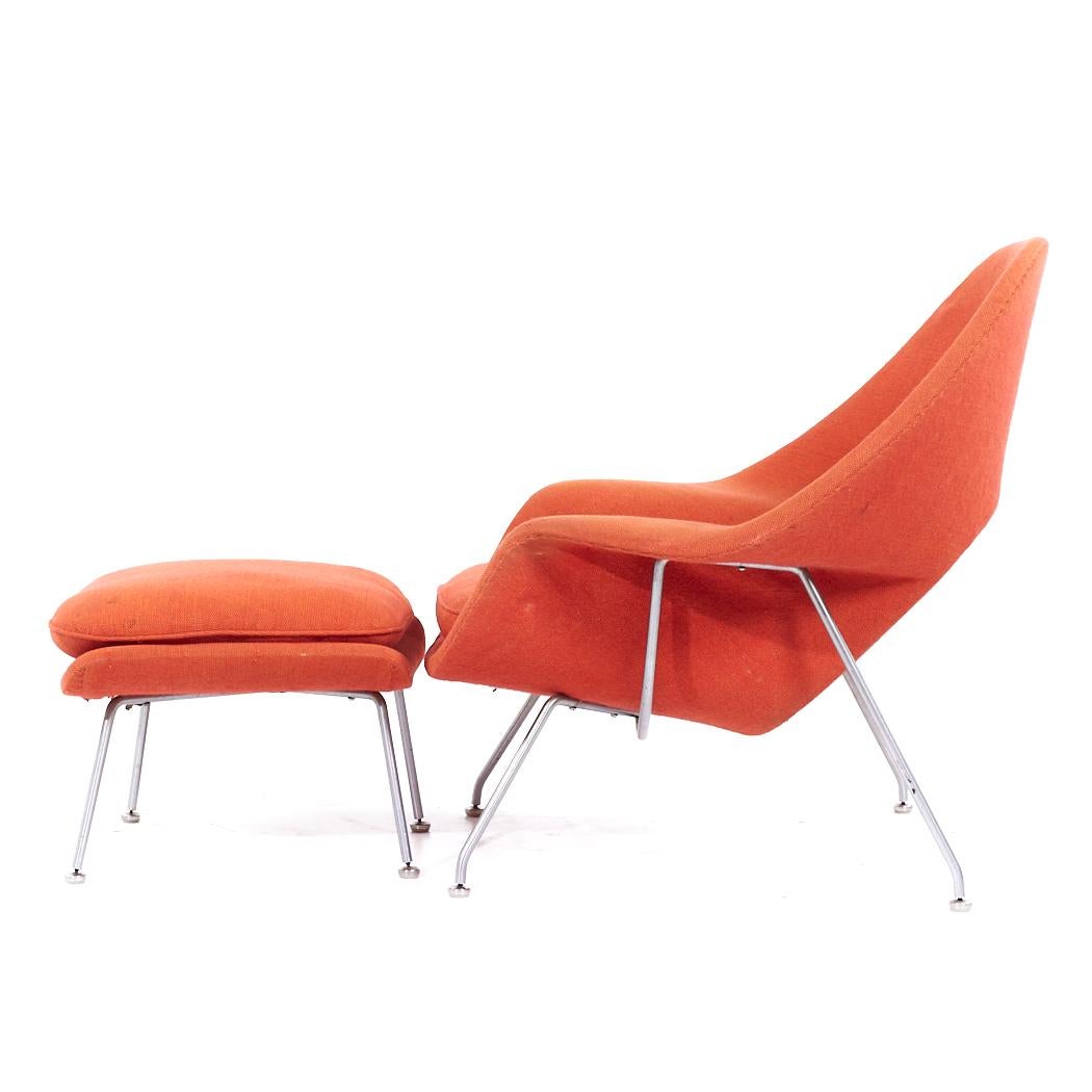 Eero Saarinen for Knoll Mid Century Womb Chair with Ottoman For Sale 1