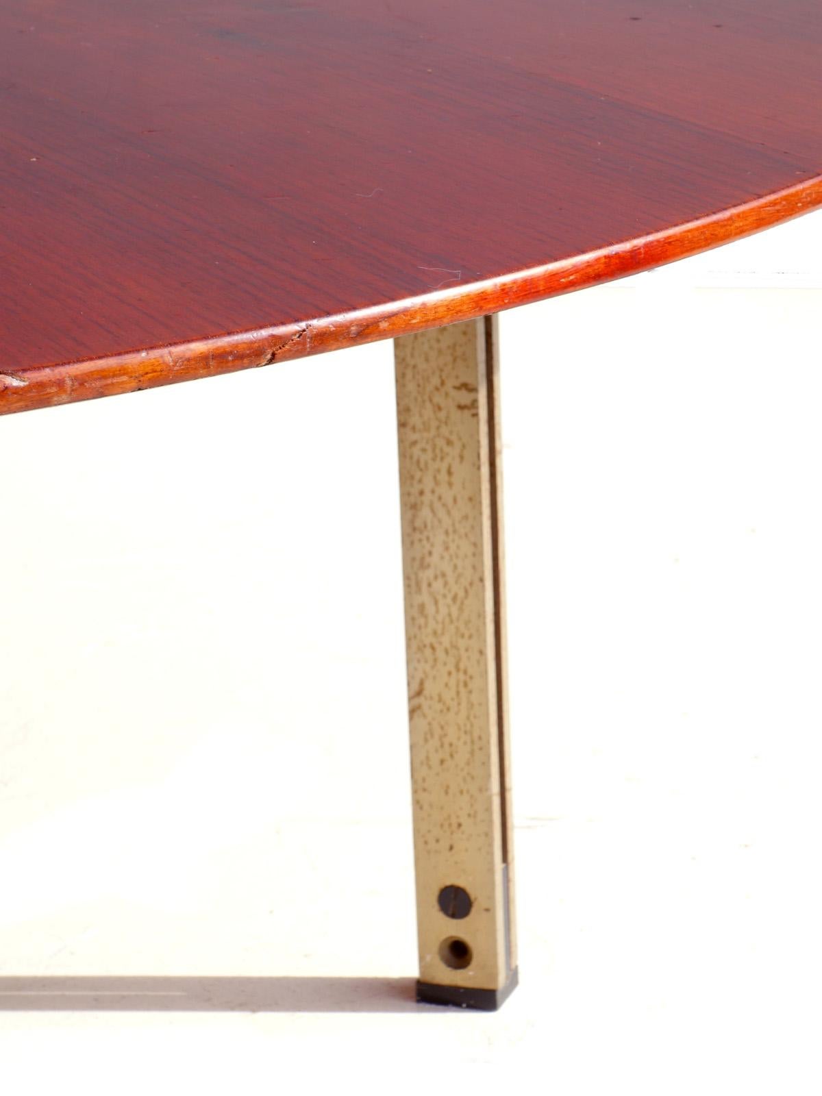 Américain Table basse en bois au design mi-siècle Florence Knoll en vente