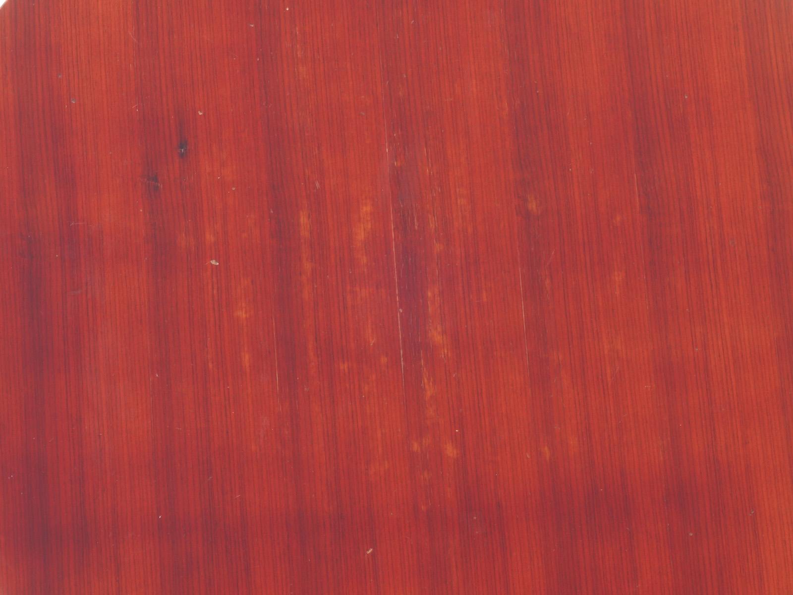 Table basse en bois au design mi-siècle Florence Knoll en vente 1