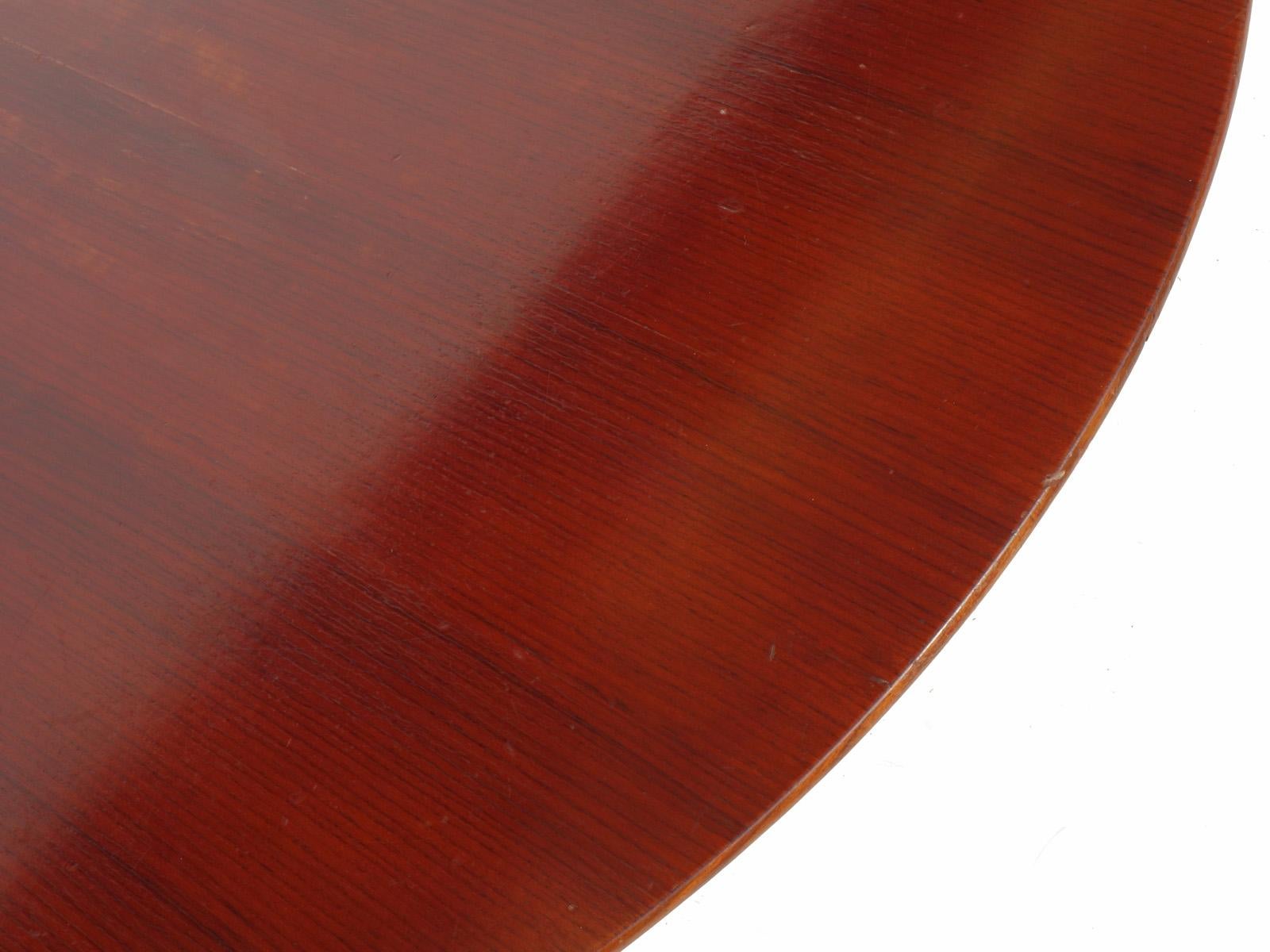Table basse en bois au design mi-siècle Florence Knoll en vente 2