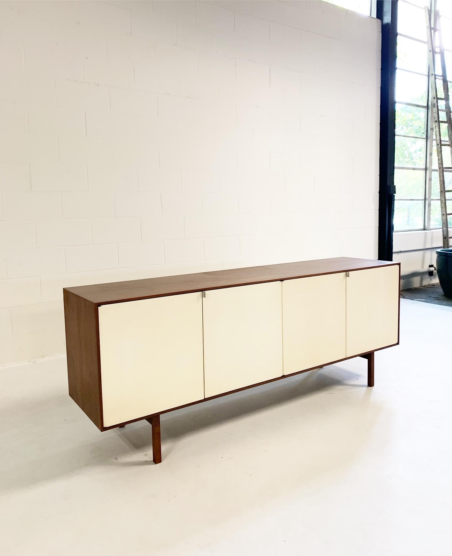 Mid-Century Modern Florence Knoll Model 541 Cabinet
